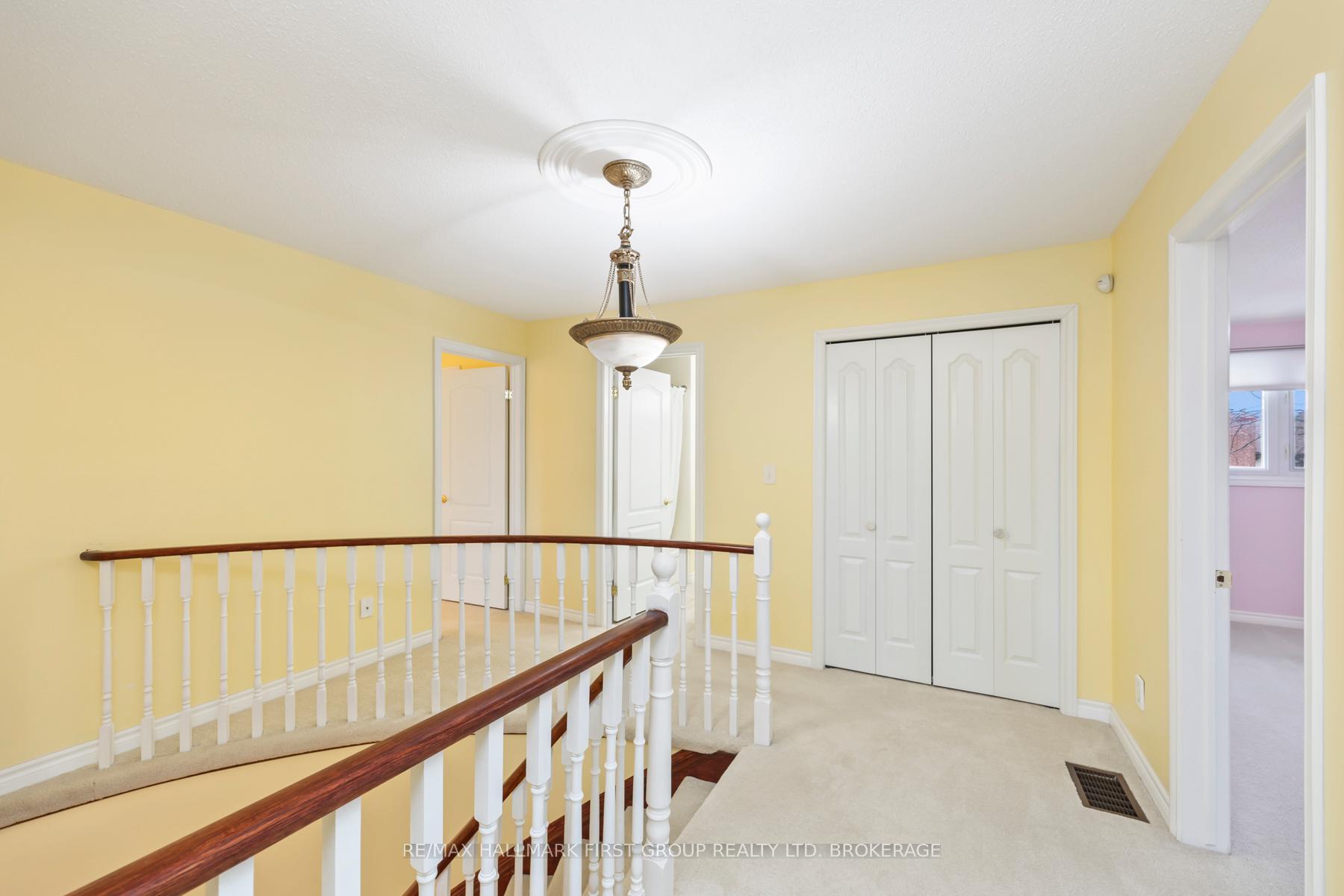 Photo 17 of 913 Ambleside Crescent, Kingston, North of Taylor-Kidd Blvd — HOMEH
