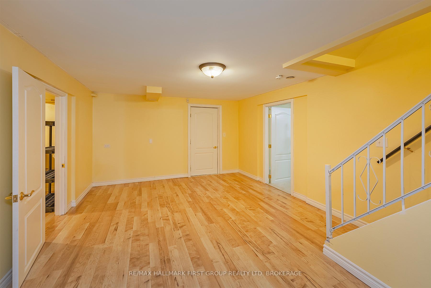 Photo 28 of 913 Ambleside Crescent, Kingston, North of Taylor-Kidd Blvd — HOMEH