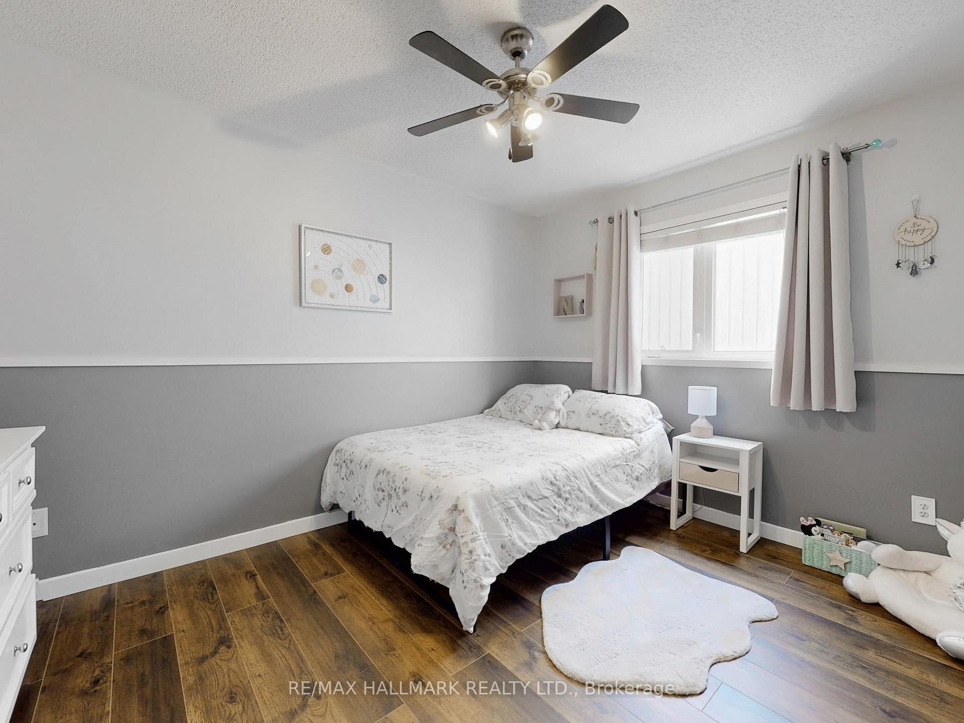 Photo 8 of 1136 Ashgrove Crescent, Oshawa, Pinecrest — HOMEH