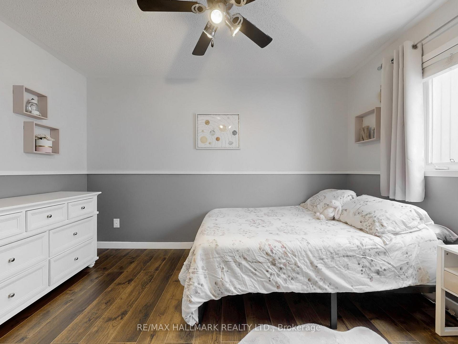 Photo 9 of 1136 Ashgrove Crescent, Oshawa, Pinecrest — HOMEH
