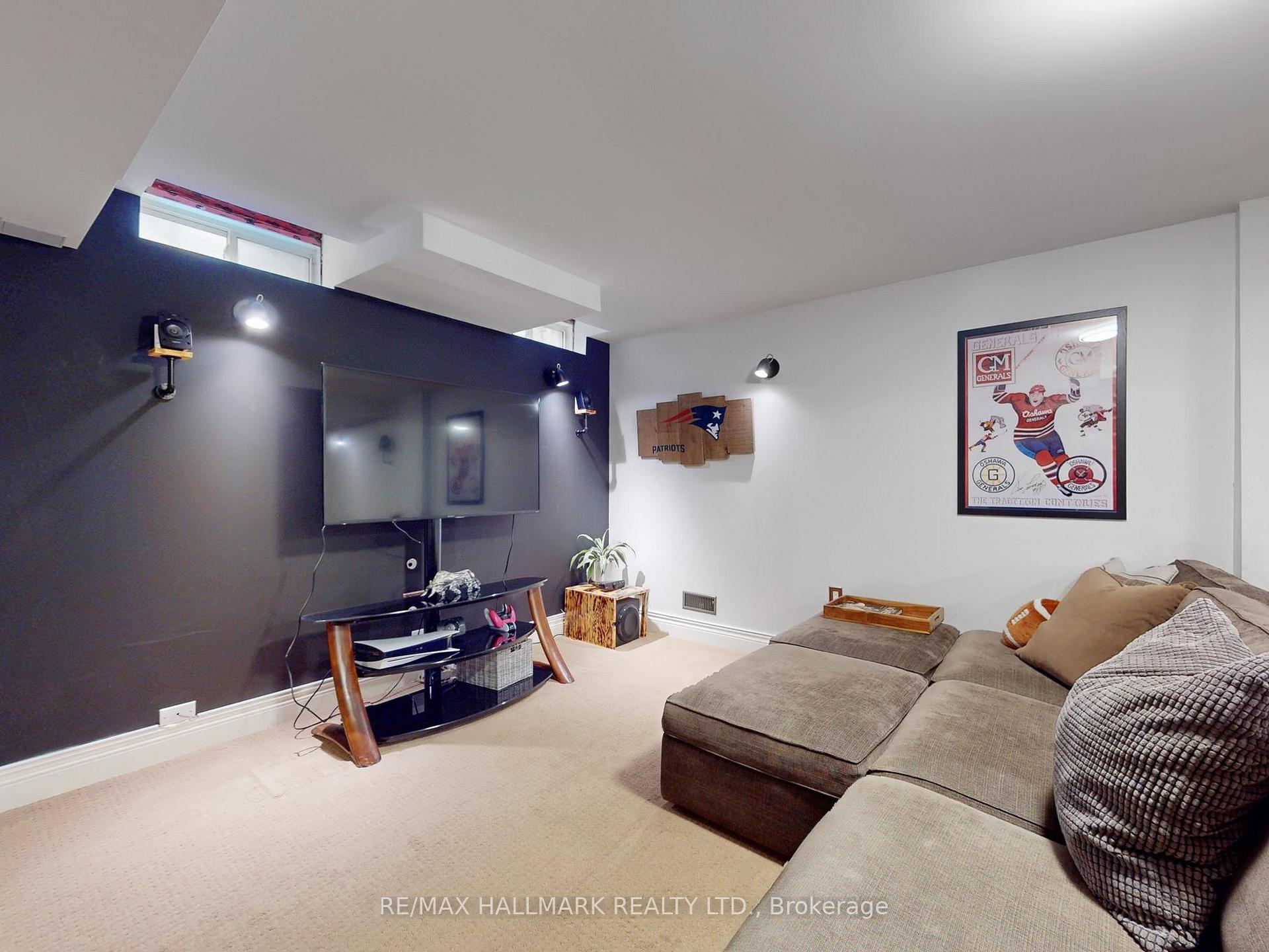 Photo 15 of 1136 Ashgrove Crescent, Oshawa, Pinecrest — HOMEH
