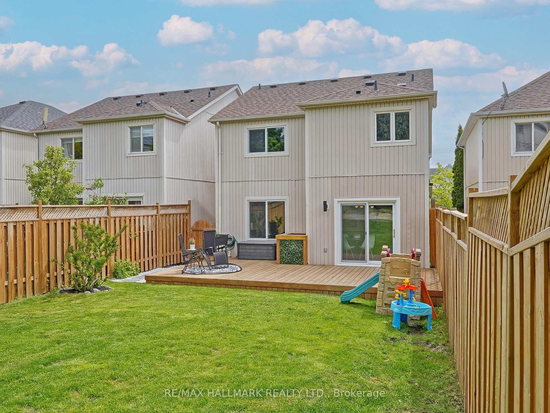 Photo 23 of 1136 Ashgrove Crescent, Oshawa, Pinecrest — HOMEH