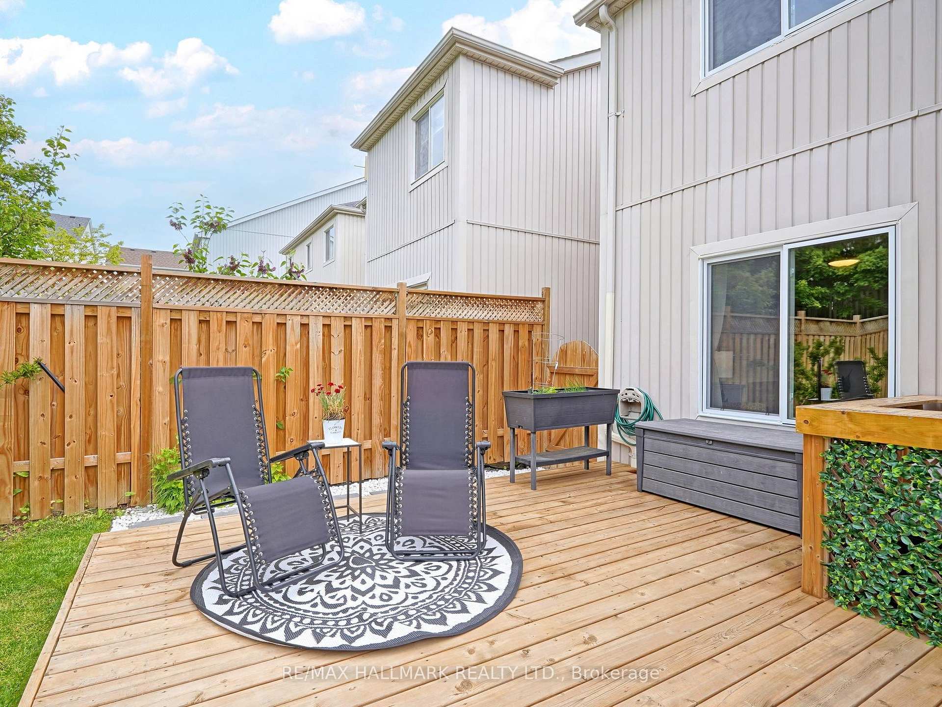 Photo 26 of 1136 Ashgrove Crescent, Oshawa, Pinecrest — HOMEH