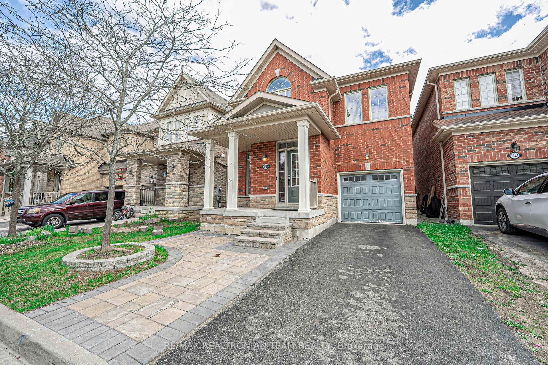 Photo 2 of 1523 Elmsley Drive, Pickering, Duffin Heights — HOMEH