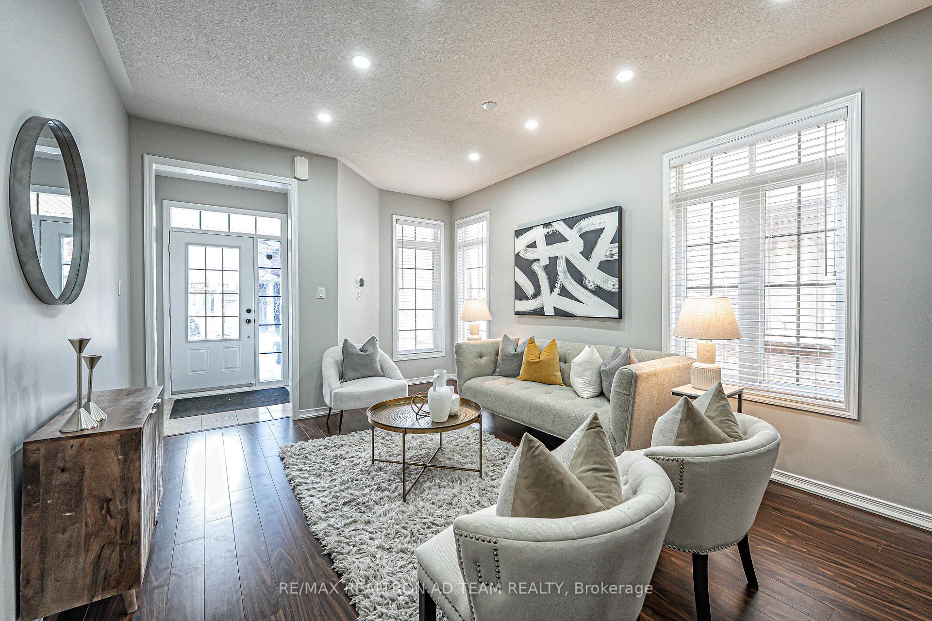Photo 4 of 1523 Elmsley Drive, Pickering, Duffin Heights — HOMEH