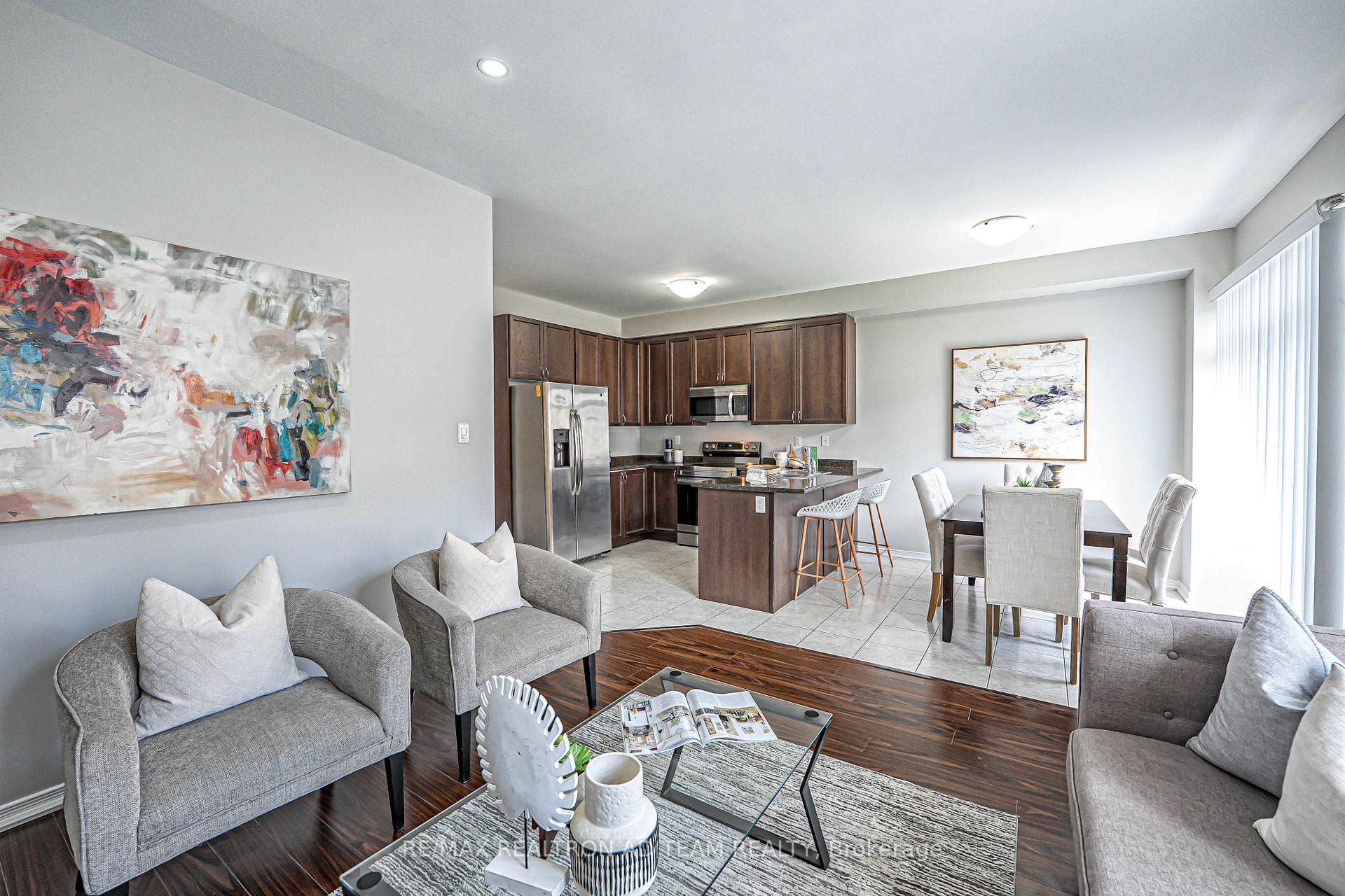 Photo 8 of 1523 Elmsley Drive, Pickering, Duffin Heights — HOMEH