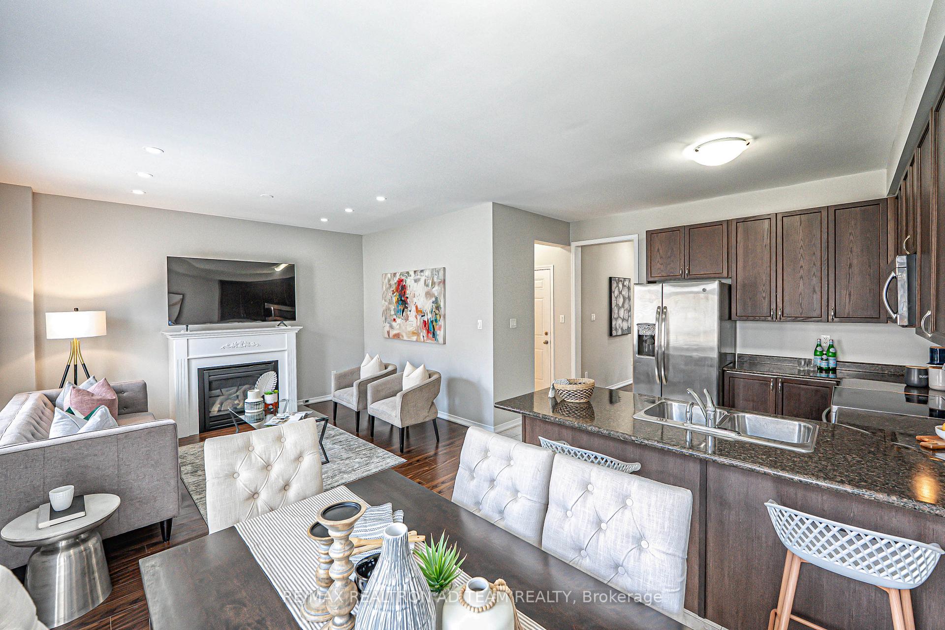 Photo 11 of 1523 Elmsley Drive, Pickering, Duffin Heights — HOMEH