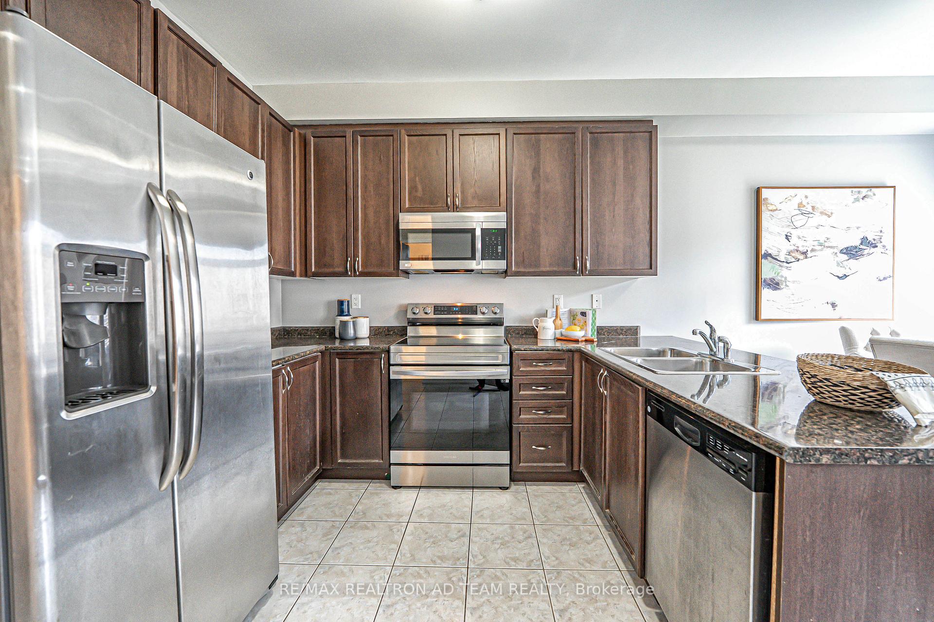 Photo 13 of 1523 Elmsley Drive, Pickering, Duffin Heights — HOMEH