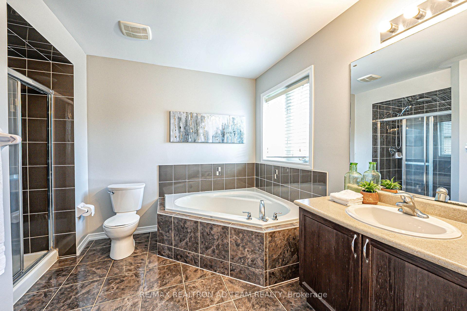 Photo 18 of 1523 Elmsley Drive, Pickering, Duffin Heights — HOMEH
