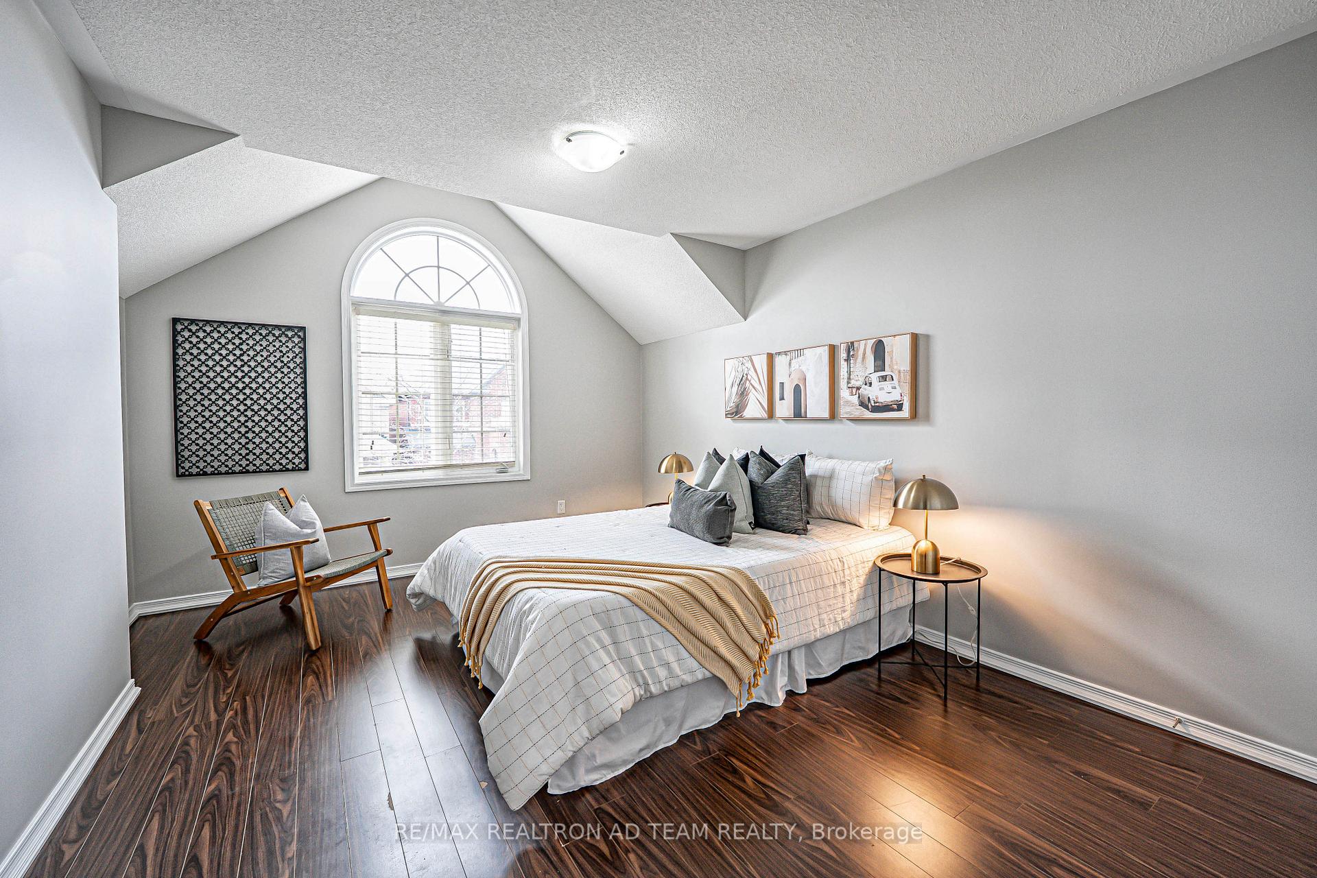 Photo 20 of 1523 Elmsley Drive, Pickering, Duffin Heights — HOMEH