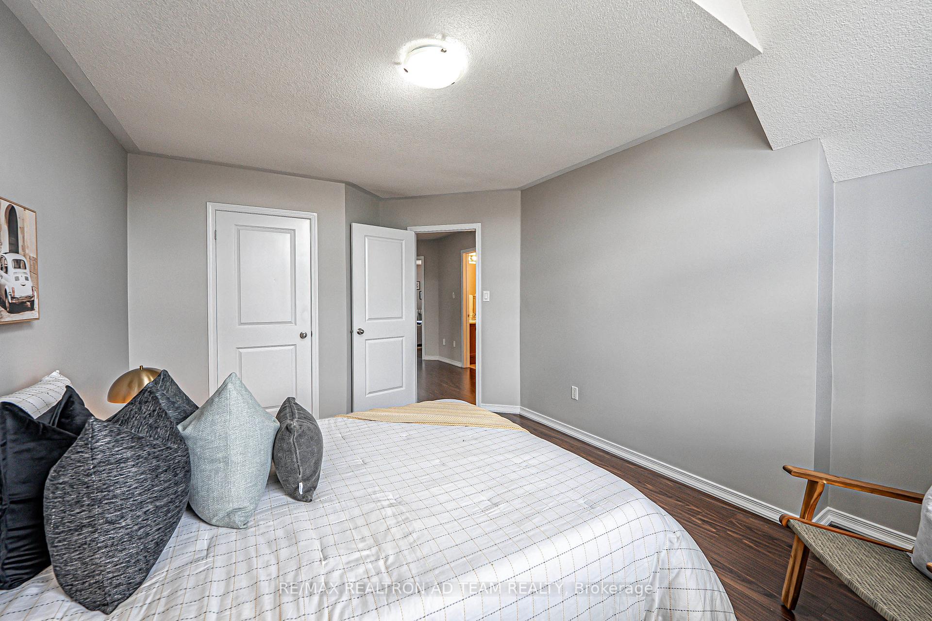 Photo 21 of 1523 Elmsley Drive, Pickering, Duffin Heights — HOMEH