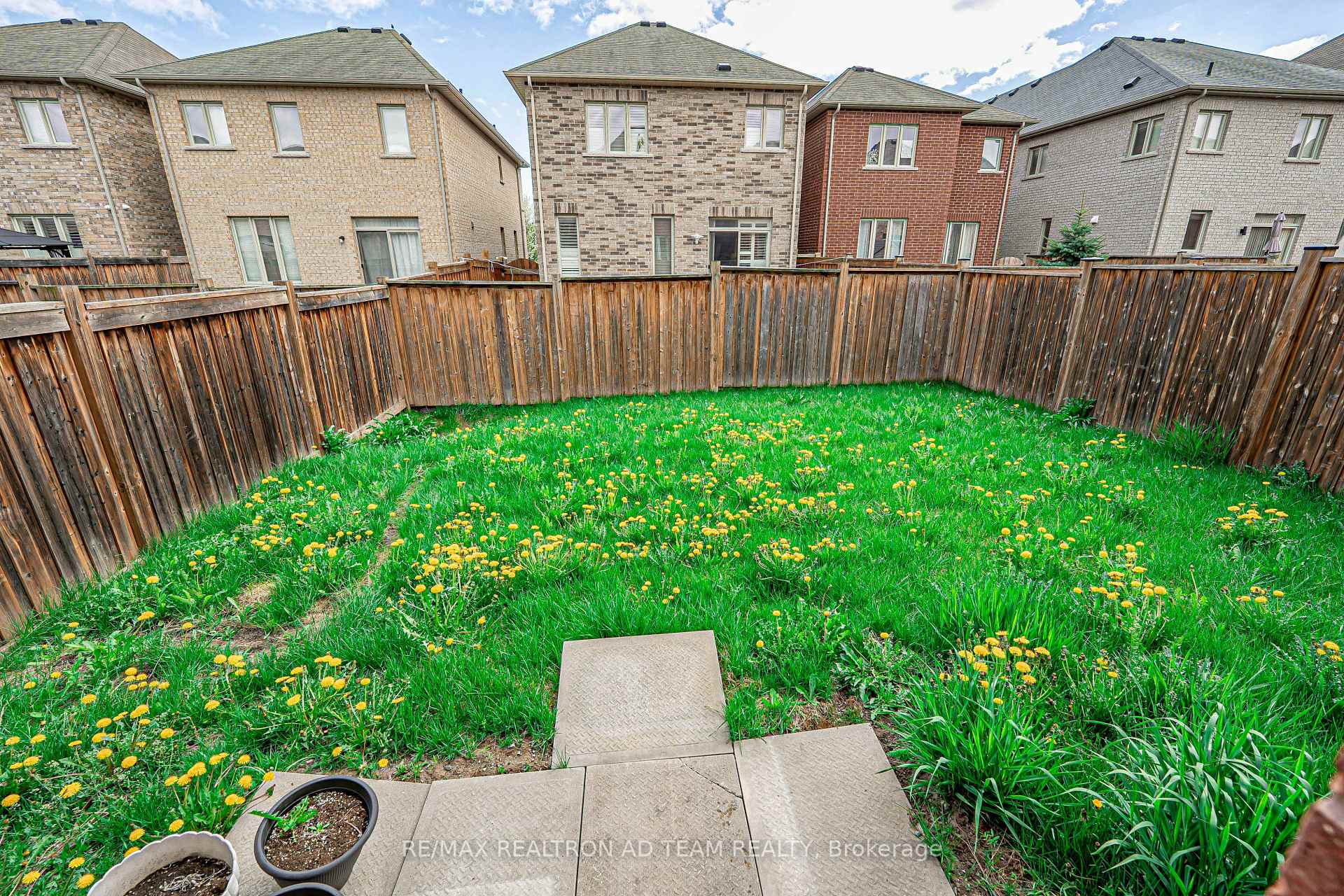 Photo 27 of 1523 Elmsley Drive, Pickering, Duffin Heights — HOMEH