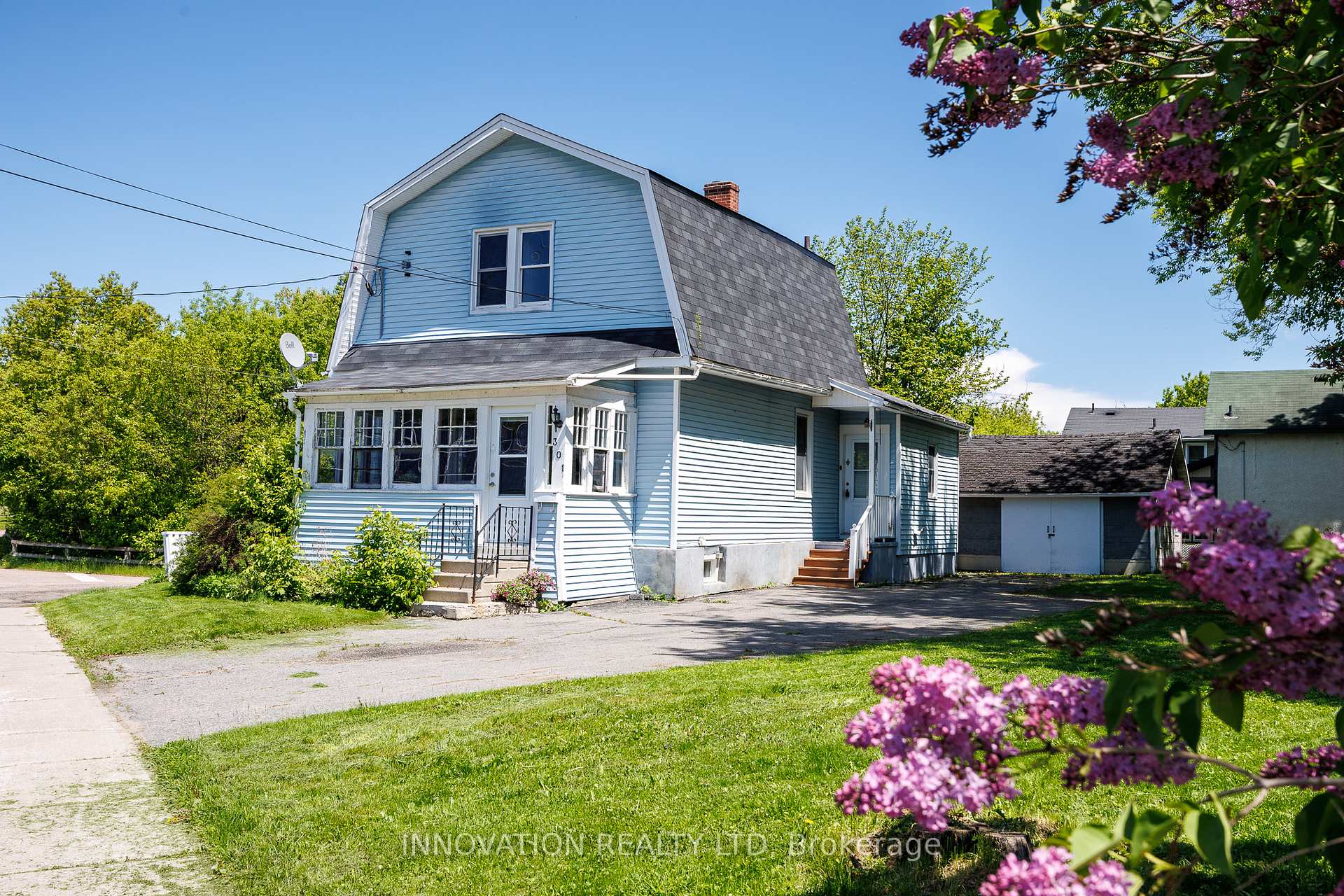 Photo 1 of 301 Sidney Avenue, Renfrew — HOMEH