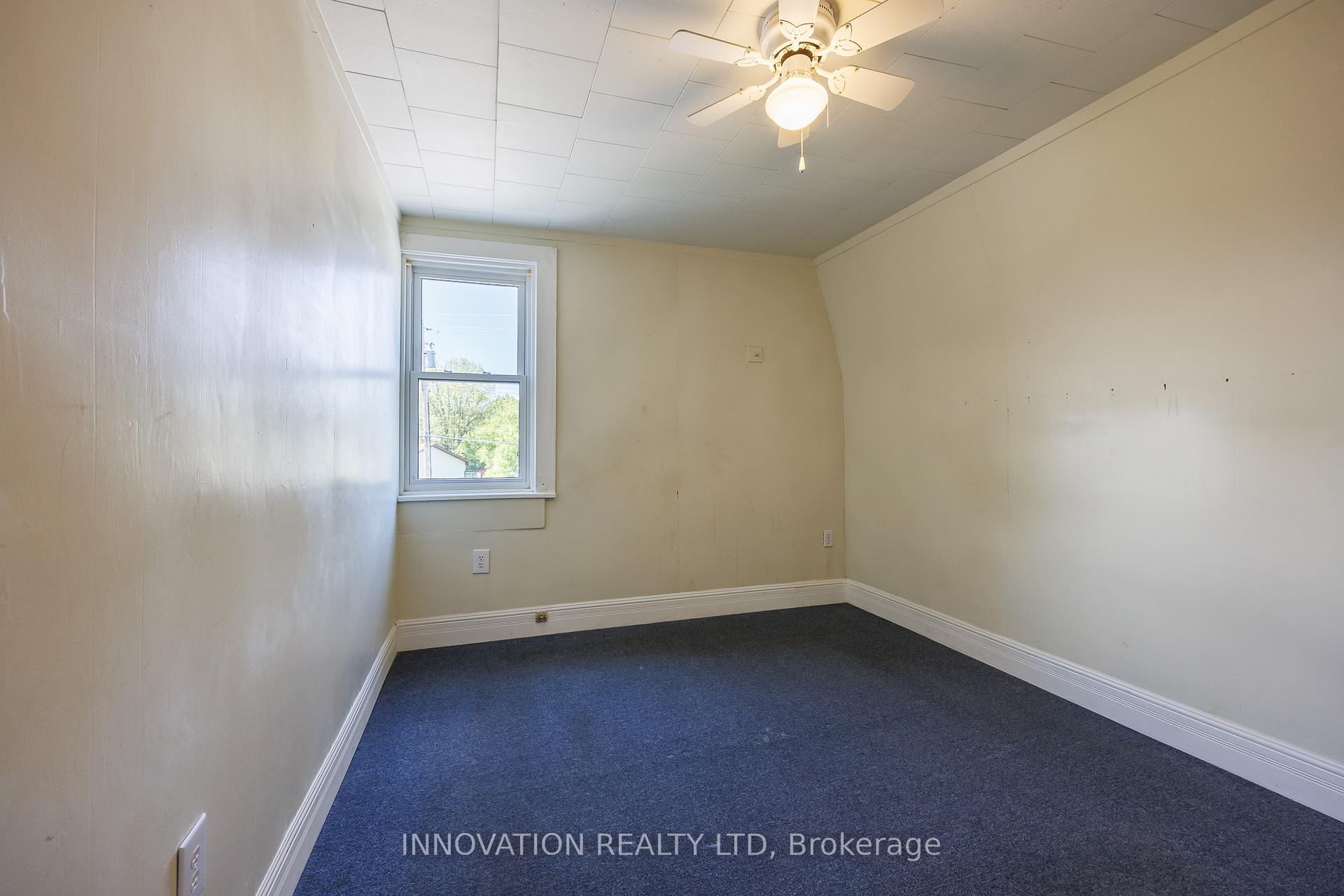 Photo 20 of 301 Sidney Avenue, Renfrew — HOMEH