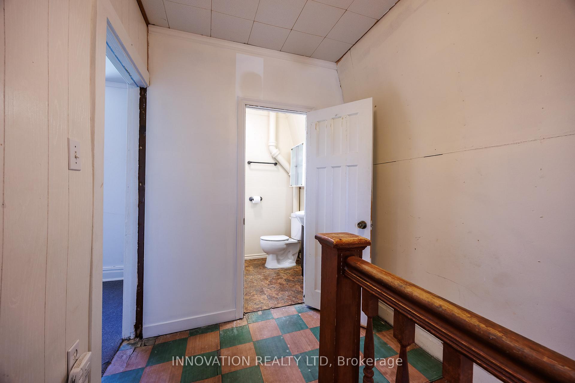 Photo 22 of 301 Sidney Avenue, Renfrew — HOMEH