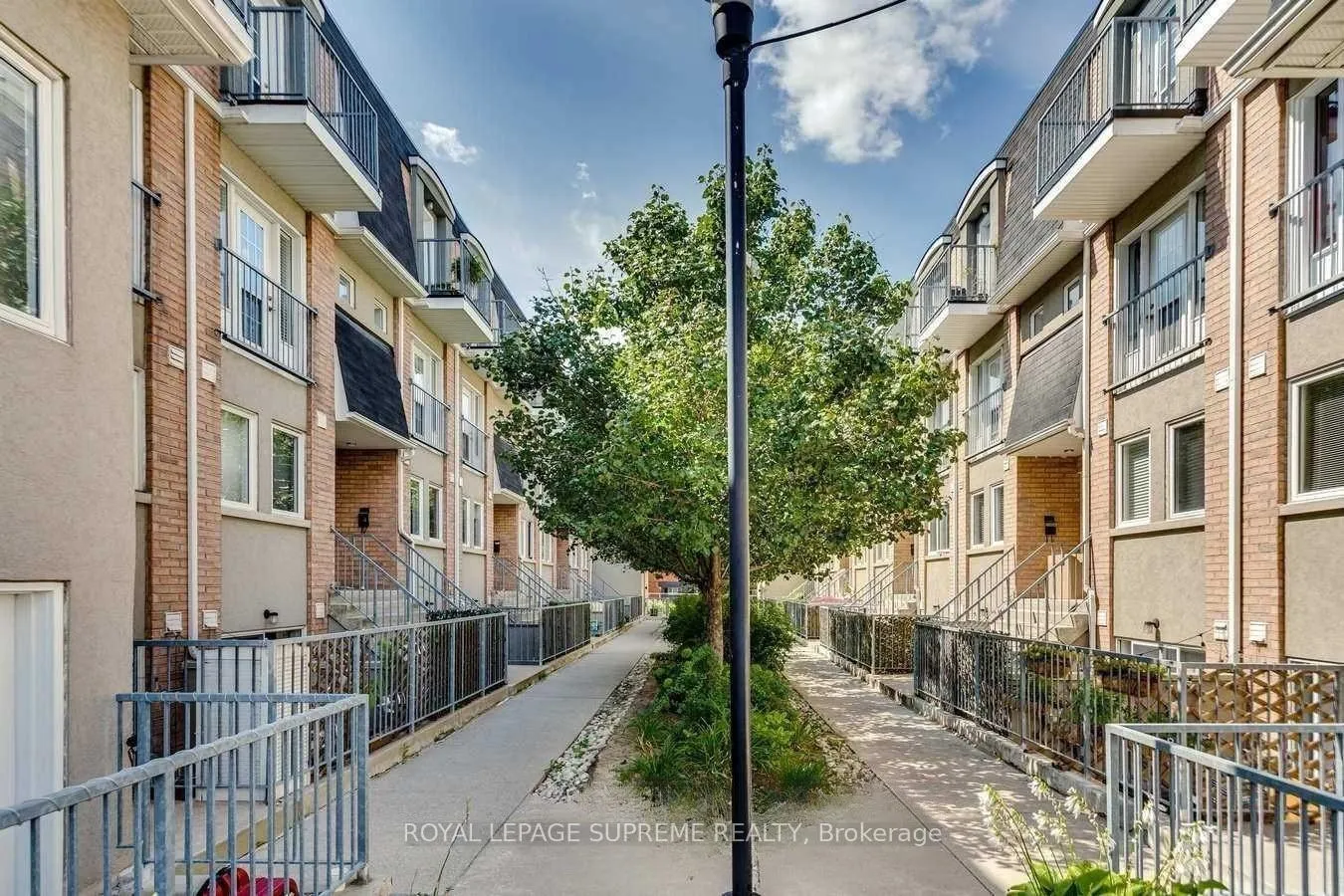 Photo 2 of Unit 204, 50 Merchant Lane, Toronto, Dufferin Grove — HOMEH