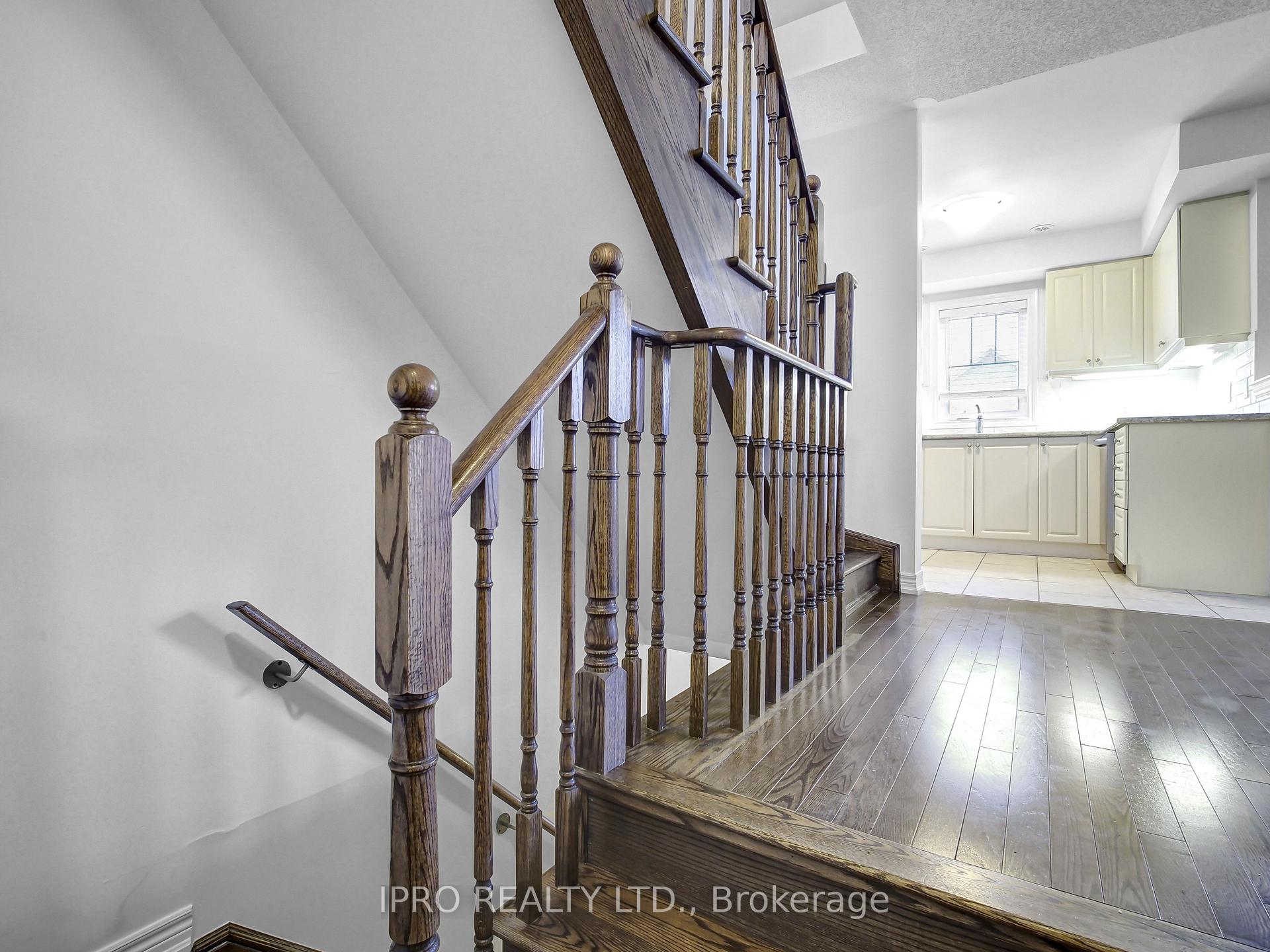 Photo 6 of 36 Tabaret Crescent, Oshawa, Windfields — HOMEH