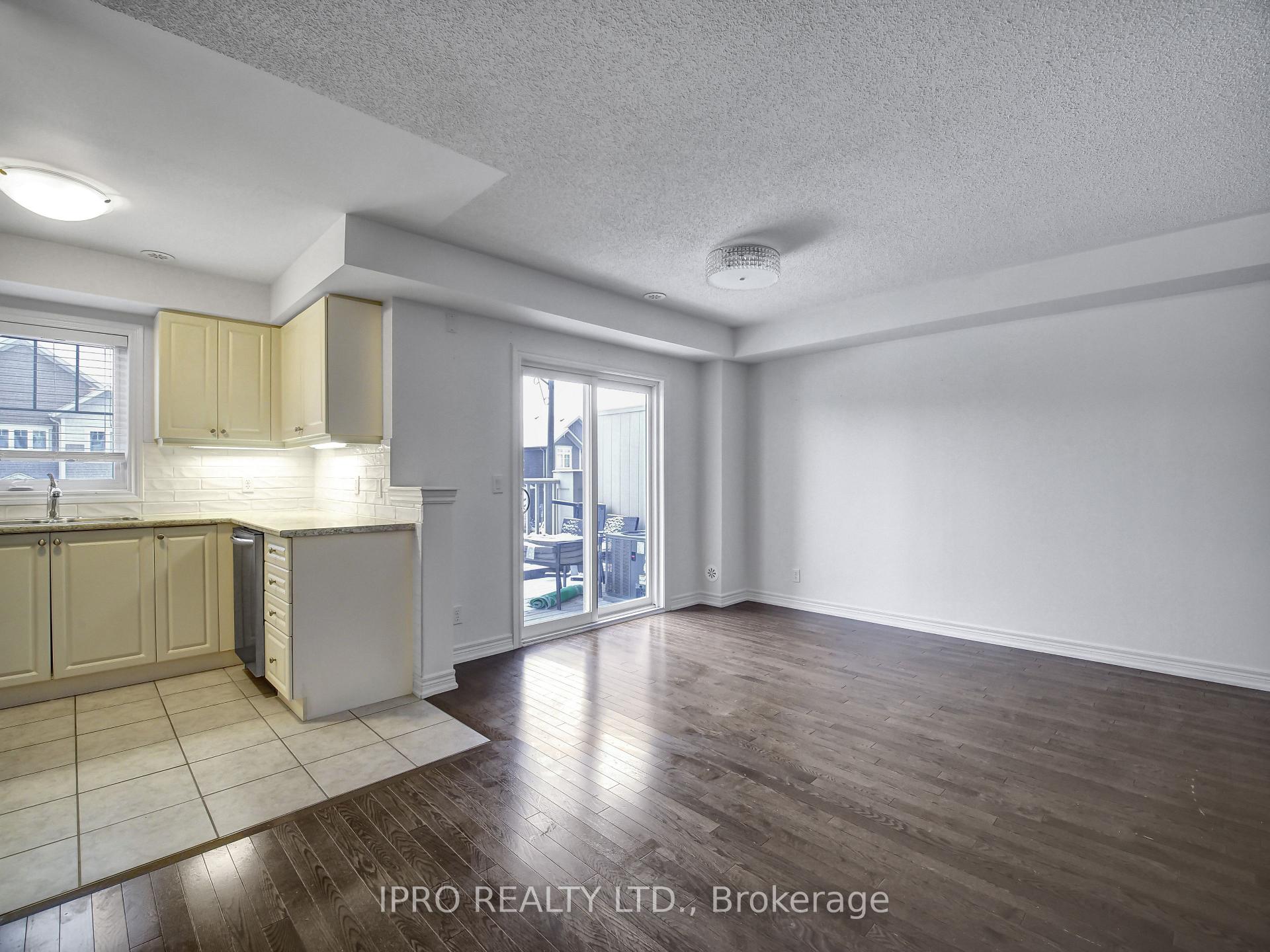 Photo 7 of 36 Tabaret Crescent, Oshawa, Windfields — HOMEH