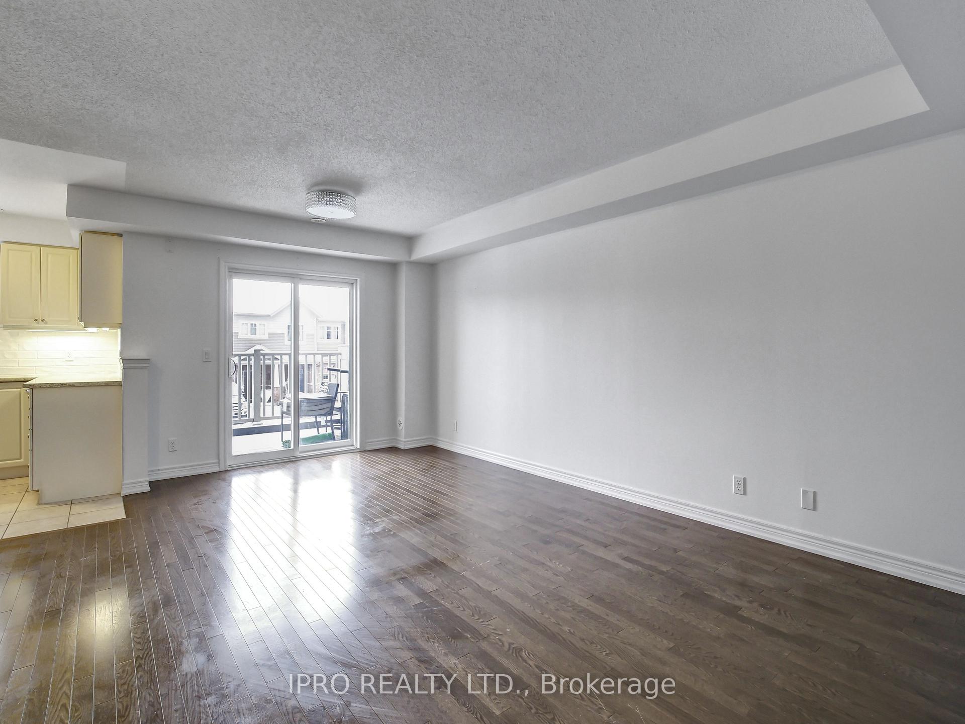 Photo 12 of 36 Tabaret Crescent, Oshawa, Windfields — HOMEH