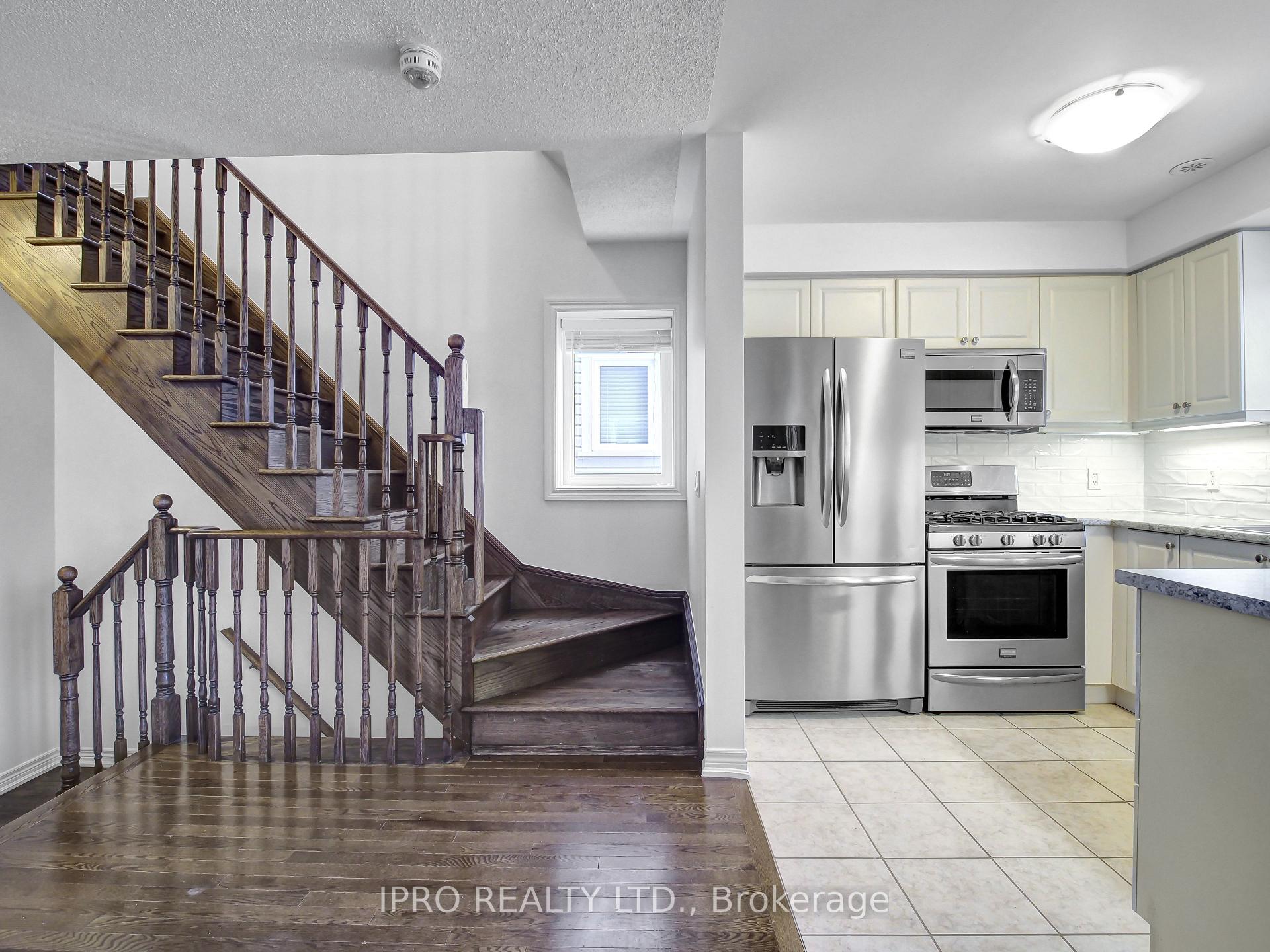 Photo 21 of 36 Tabaret Crescent, Oshawa, Windfields — HOMEH
