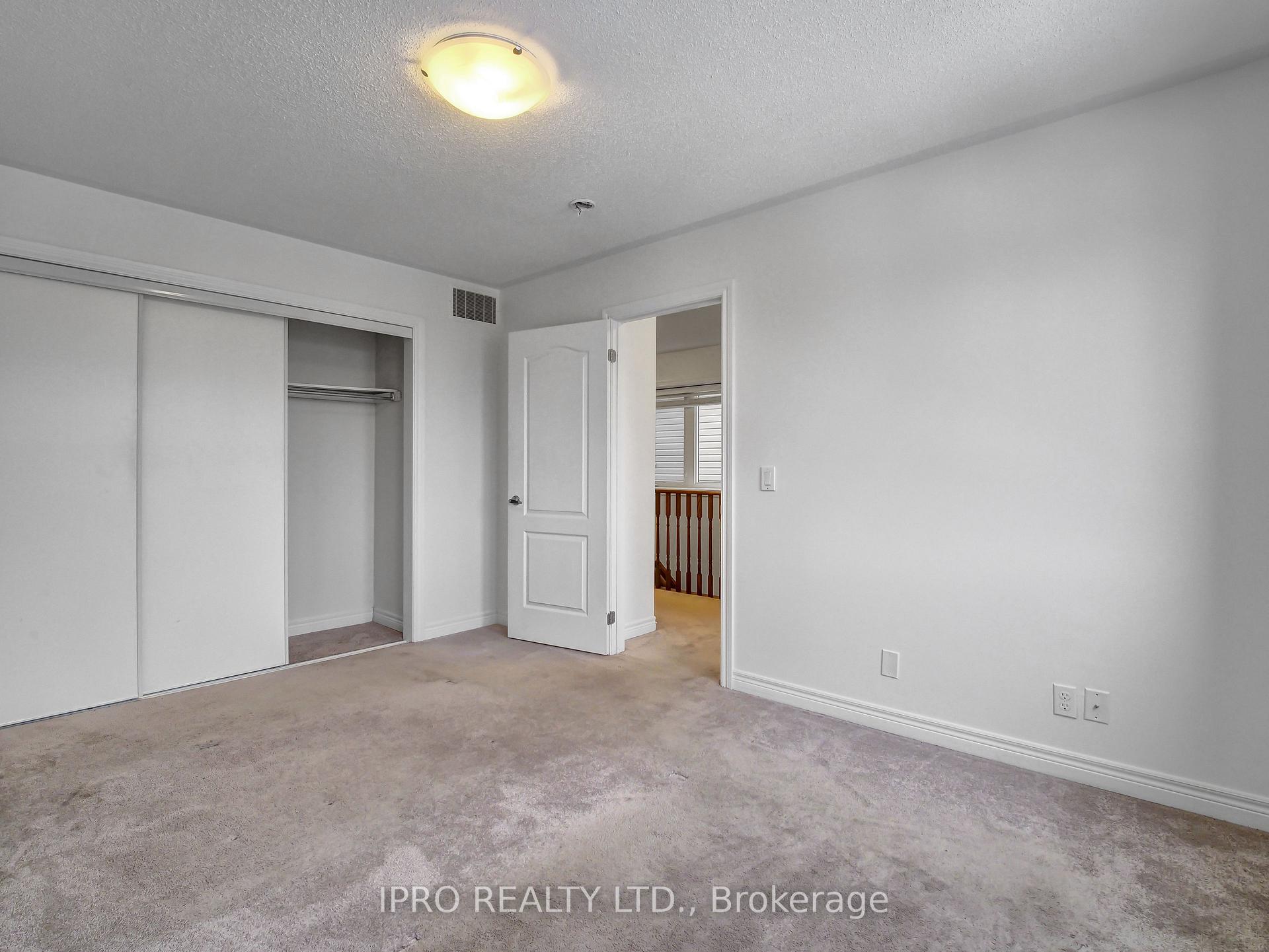 Photo 24 of 36 Tabaret Crescent, Oshawa, Windfields — HOMEH