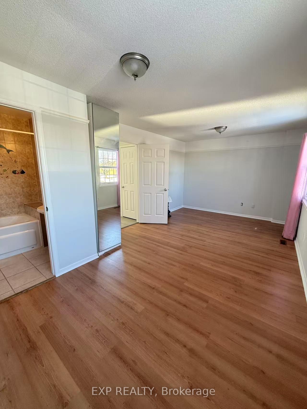 Photo 11 of 603 Flavelle Court, Pickering, Amberlea — HOMEH