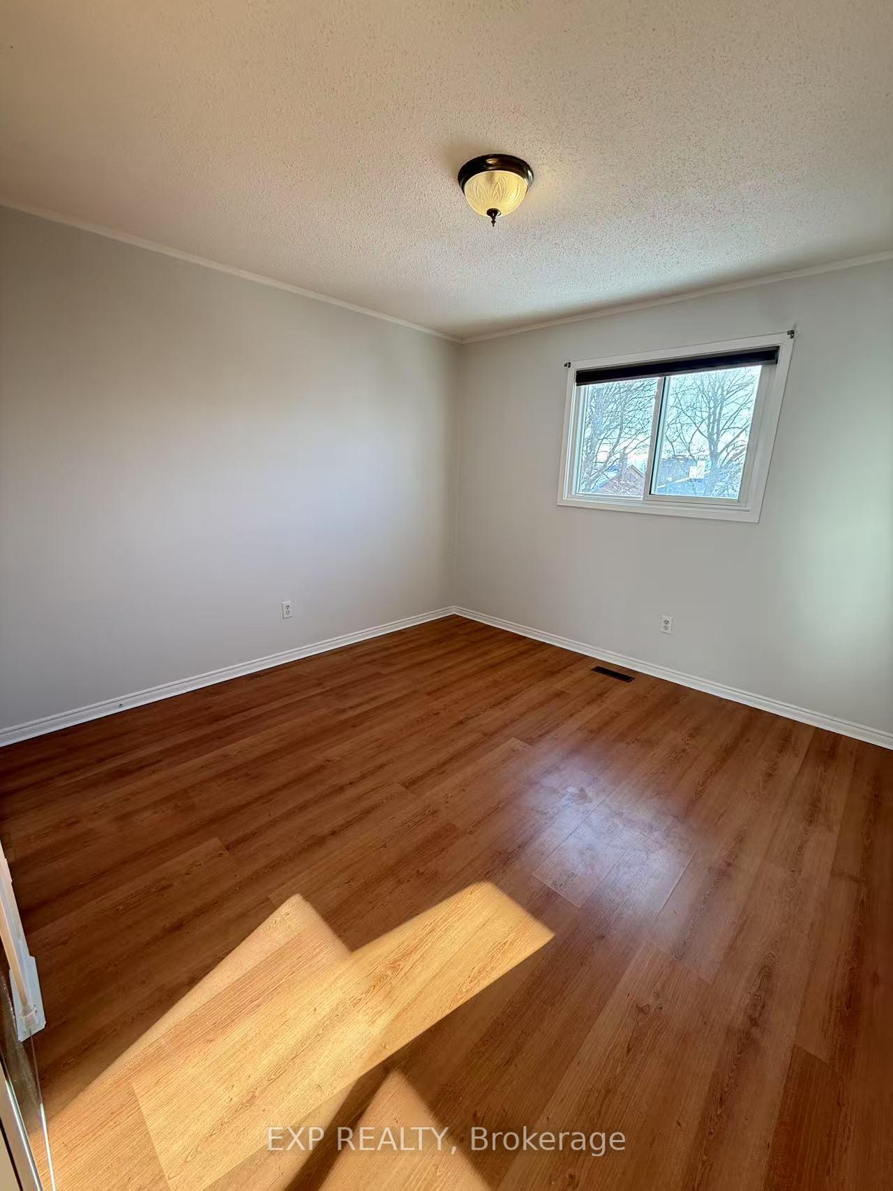Photo 14 of 603 Flavelle Court, Pickering, Amberlea — HOMEH