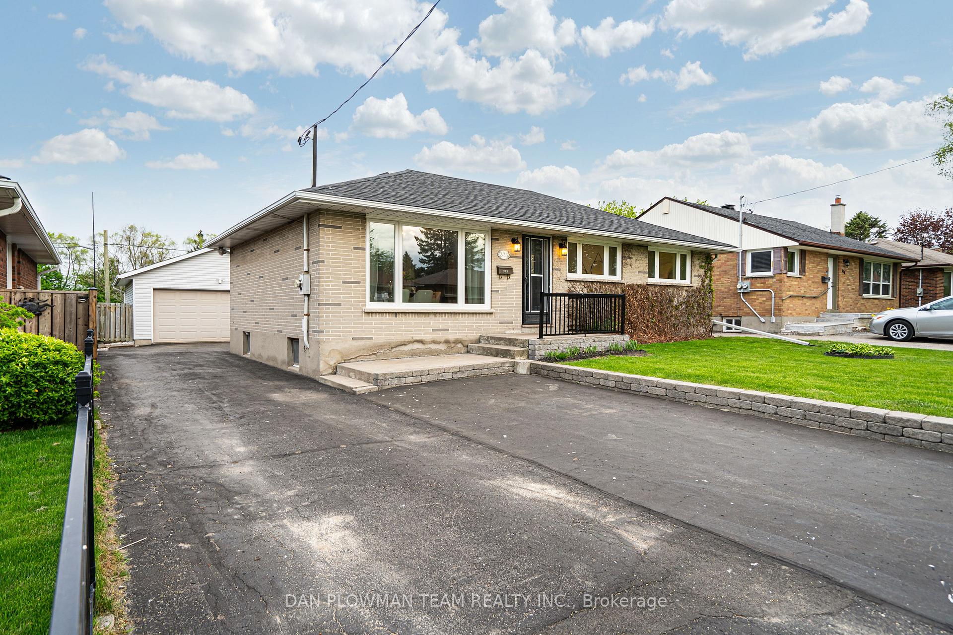 Photo 3 of 373 Welland Avenue, Oshawa, McLaughlin — HOMEH