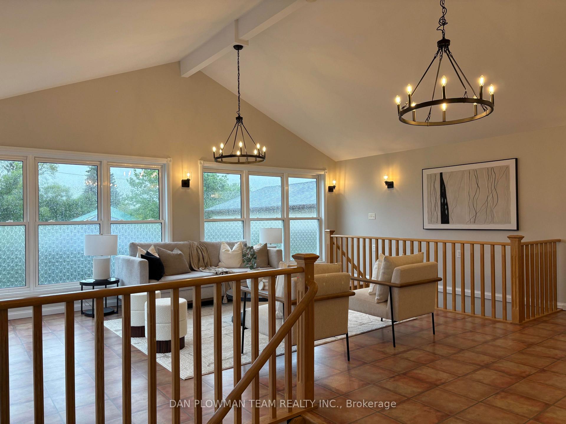 Photo 15 of 373 Welland Avenue, Oshawa, McLaughlin — HOMEH