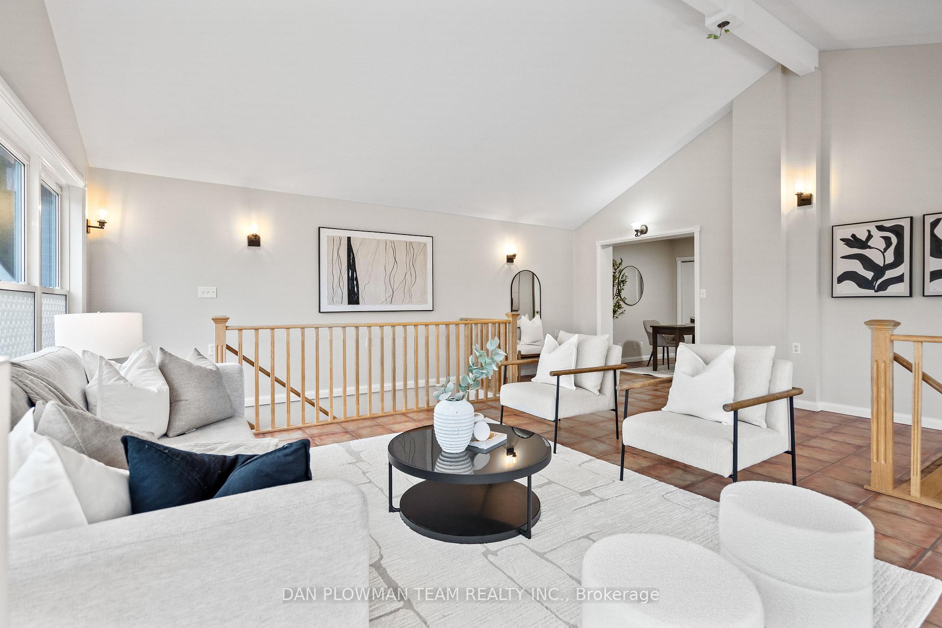 Photo 20 of 373 Welland Avenue, Oshawa, McLaughlin — HOMEH