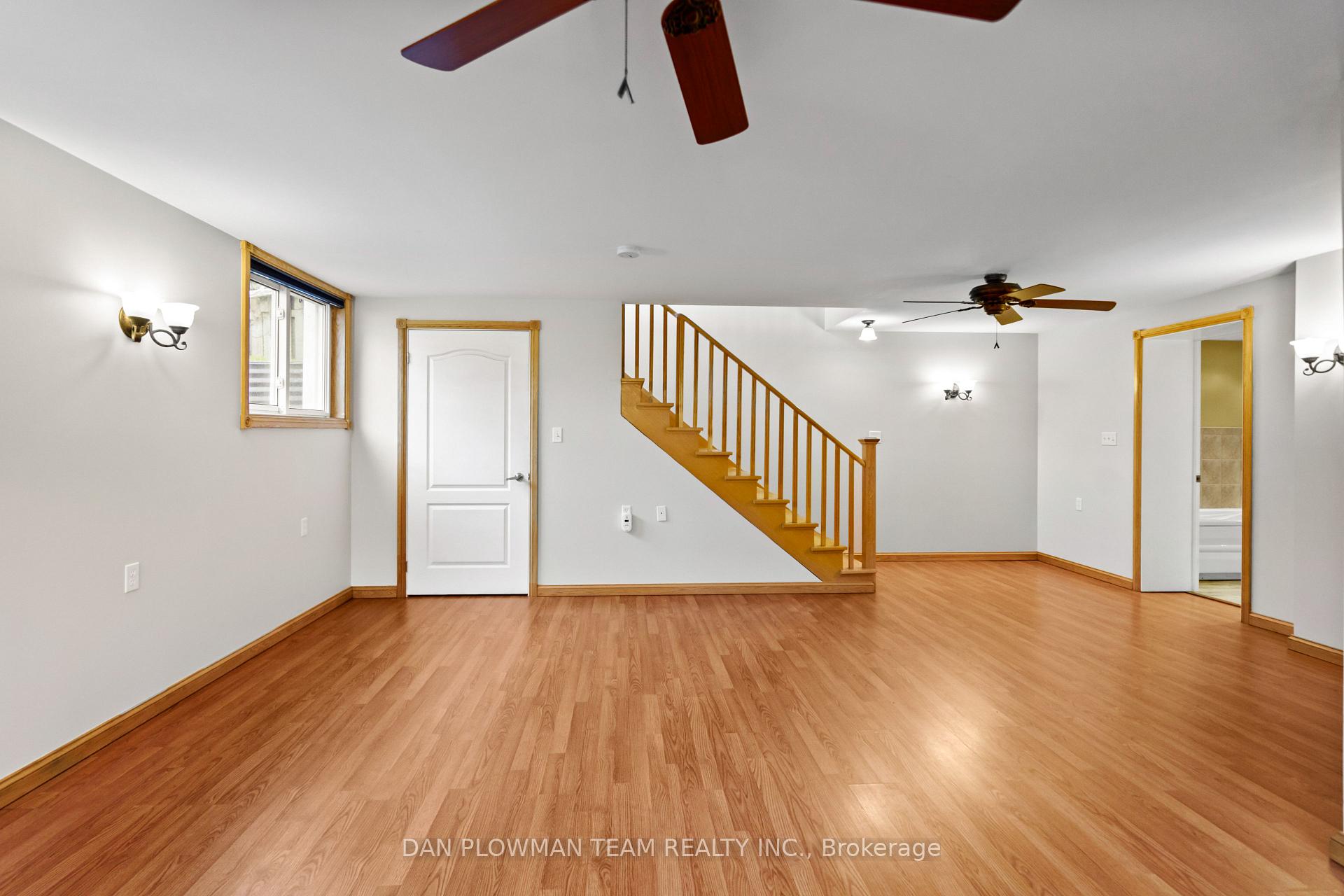 Photo 24 of 373 Welland Avenue, Oshawa, McLaughlin — HOMEH