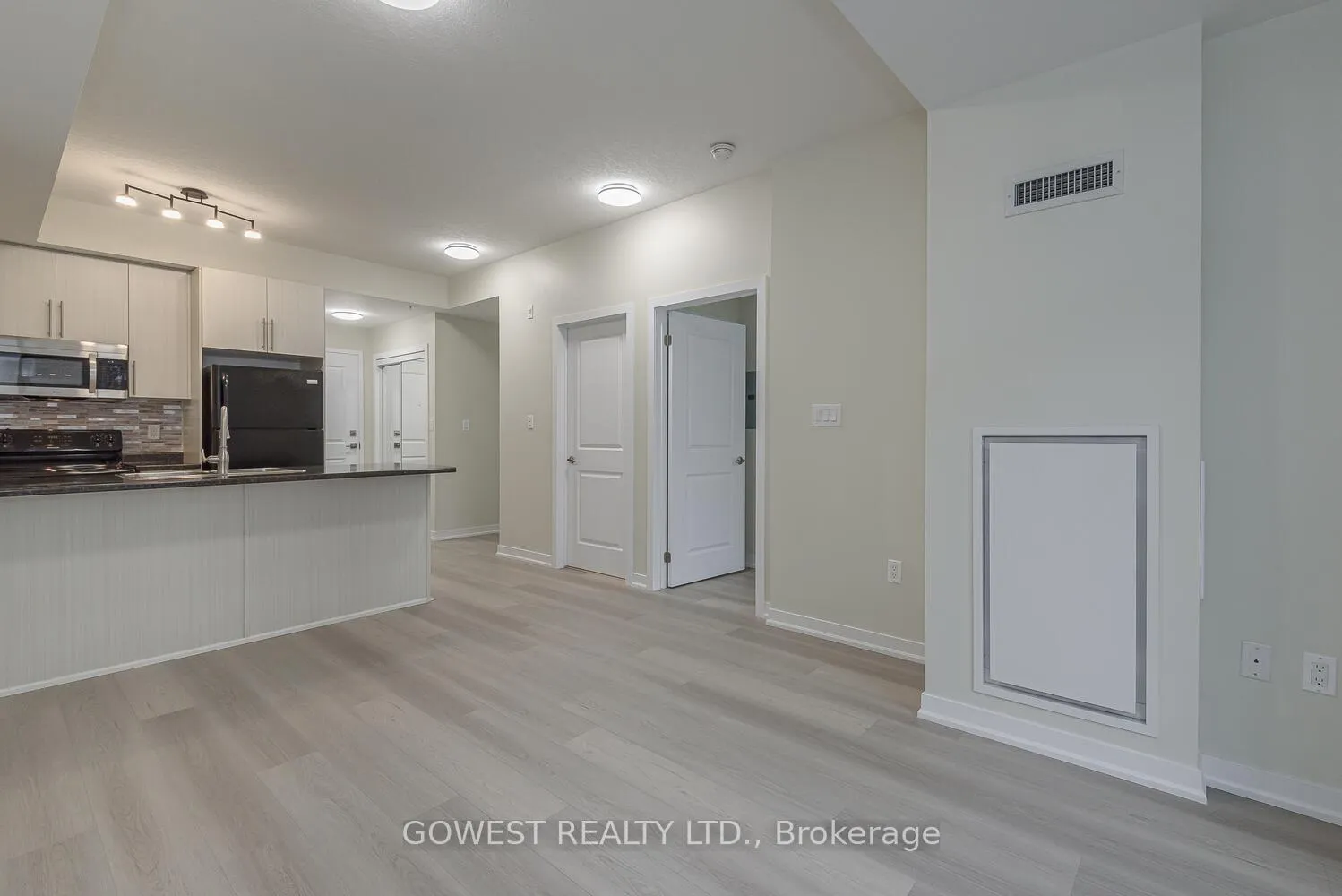 Photo 15 of Unit 306, 85 Robinson Street, Hamilton, Durand — HOMEH