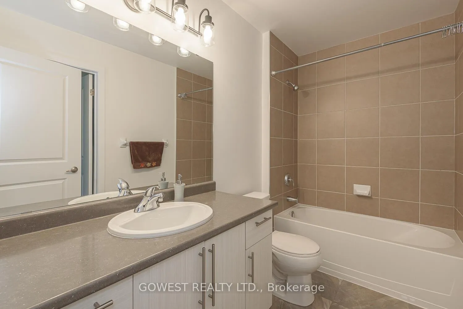 Photo 18 of Unit 306, 85 Robinson Street, Hamilton, Durand — HOMEH