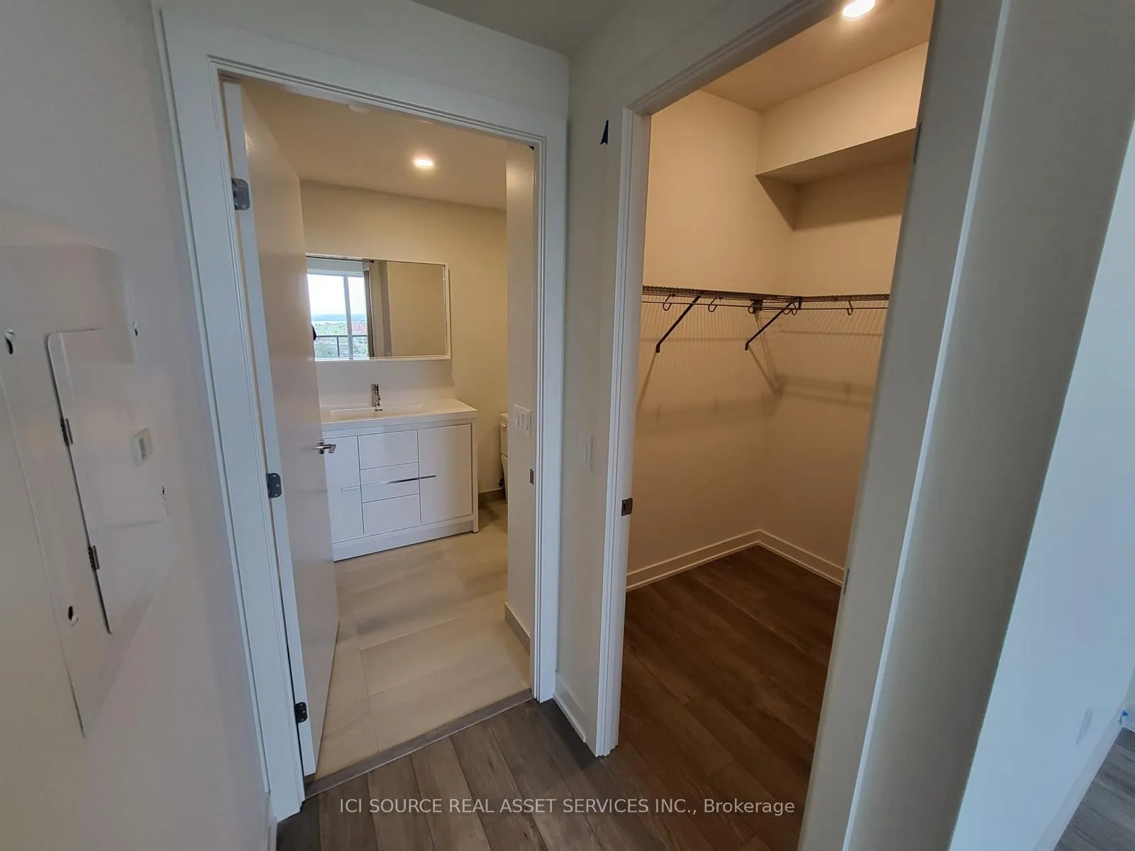 Photo 6 of Unit 1122, 212 King William Street, Hamilton, Beasley — HOMEH