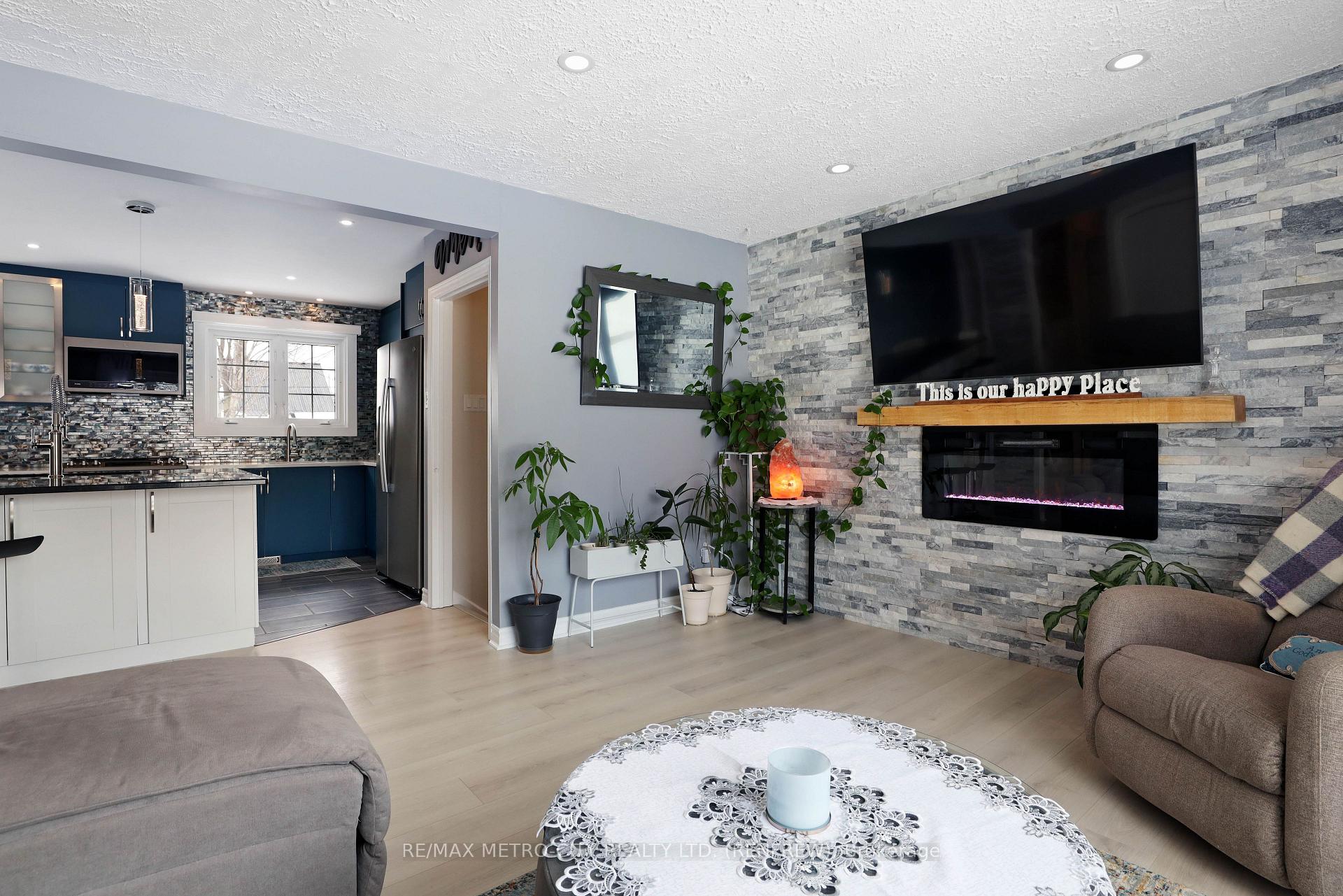 Photo 7 of 103 Simpson Avenue, Renfrew — HOMEH