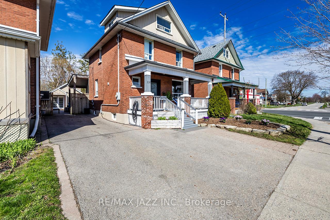 Photo 6 of 238 Division Street, Oshawa, O'Neill — HOMEH
