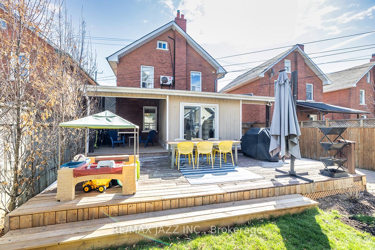 Photo 31 of 238 Division Street, Oshawa, O'Neill — HOMEH