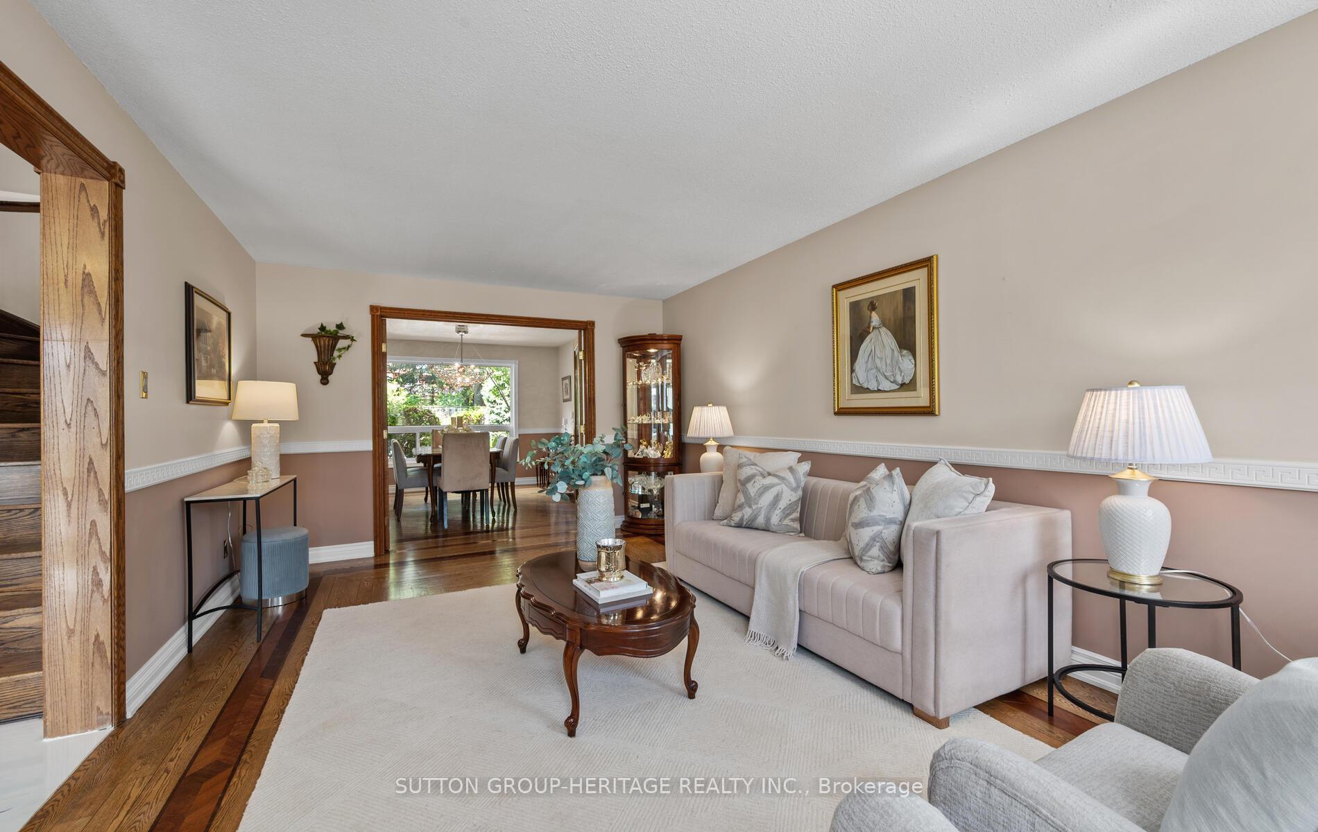 Photo 6 of 604 Weyburn Square, Pickering, Amberlea — HOMEH