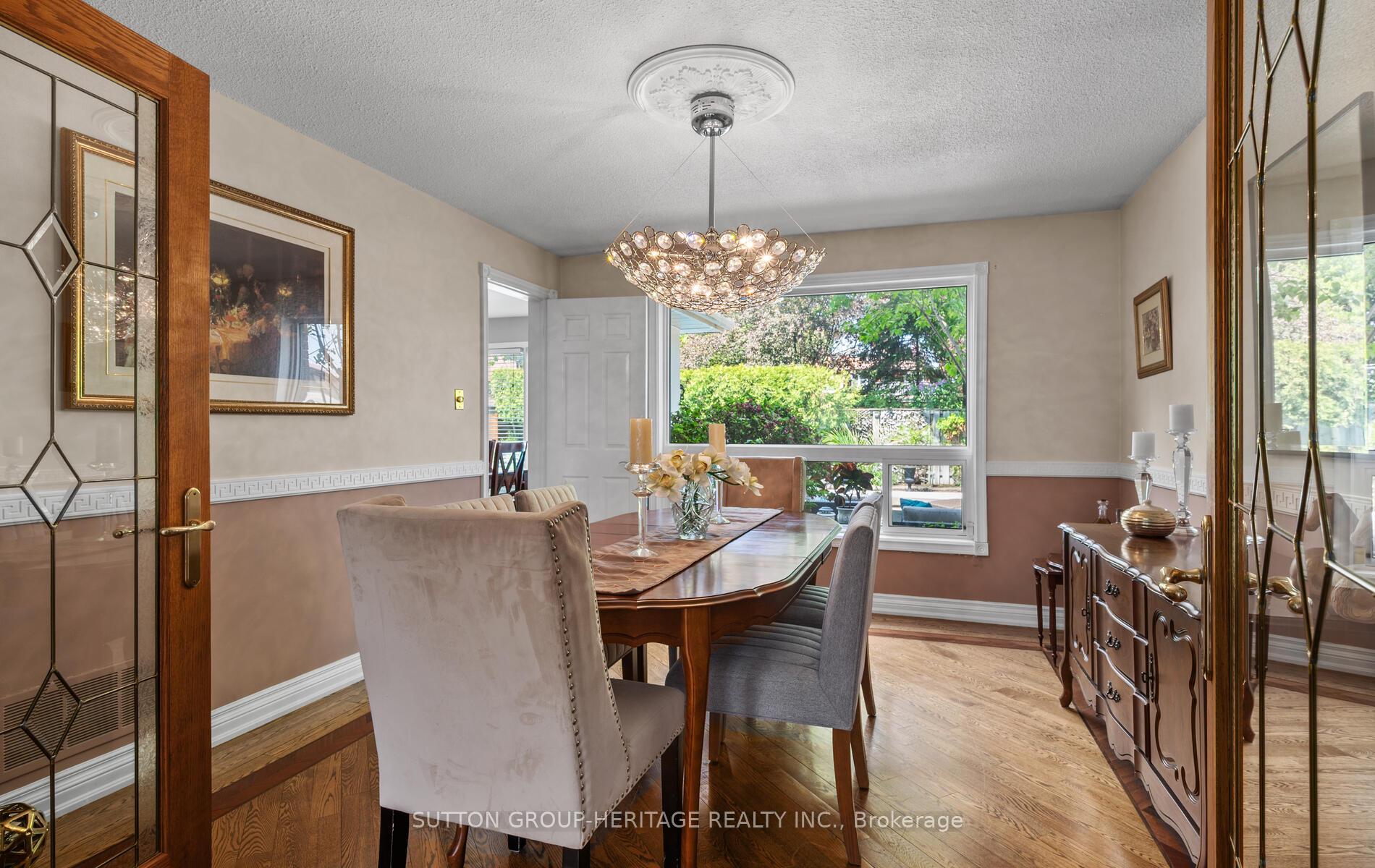 Photo 7 of 604 Weyburn Square, Pickering, Amberlea — HOMEH