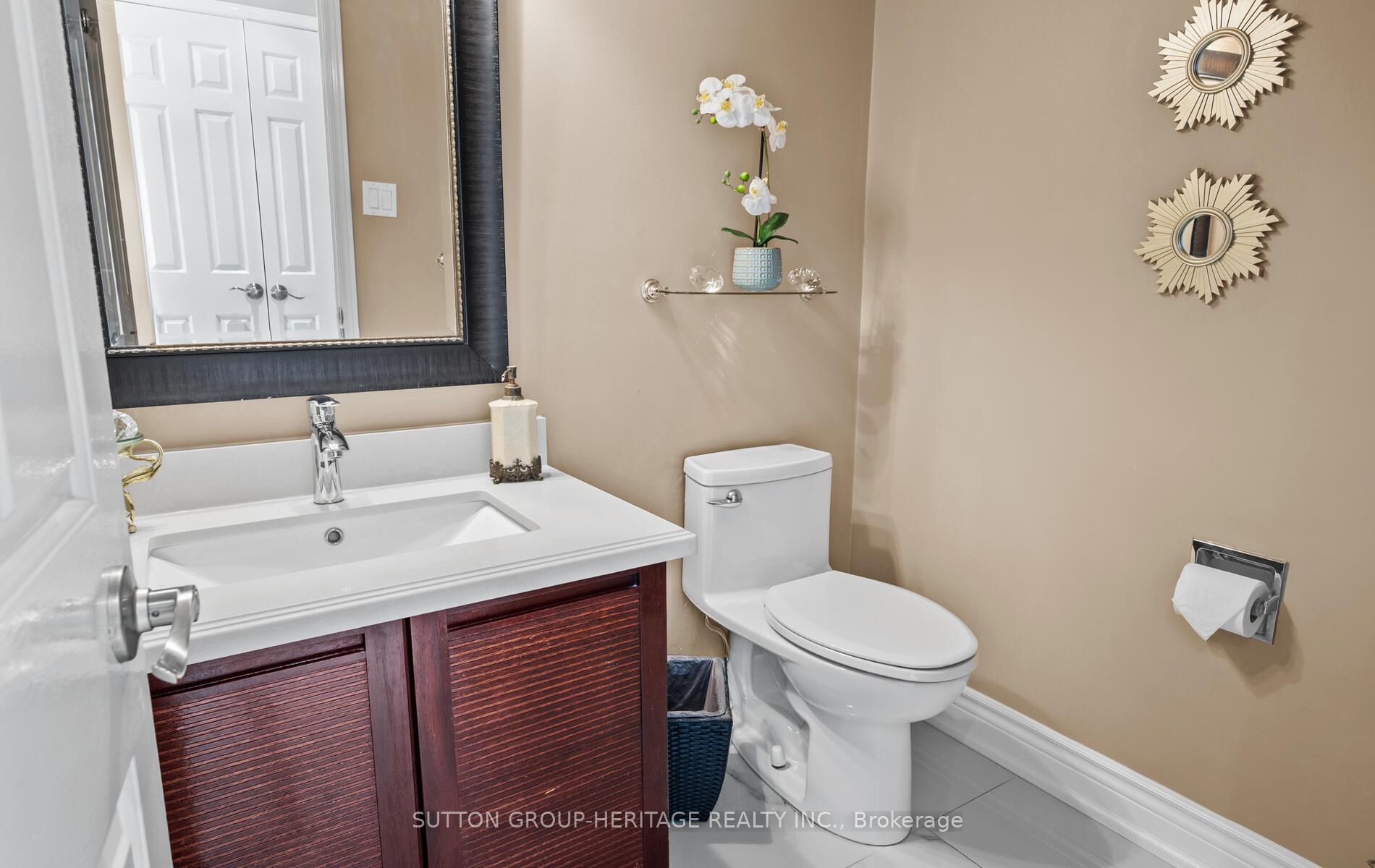 Photo 16 of 604 Weyburn Square, Pickering, Amberlea — HOMEH