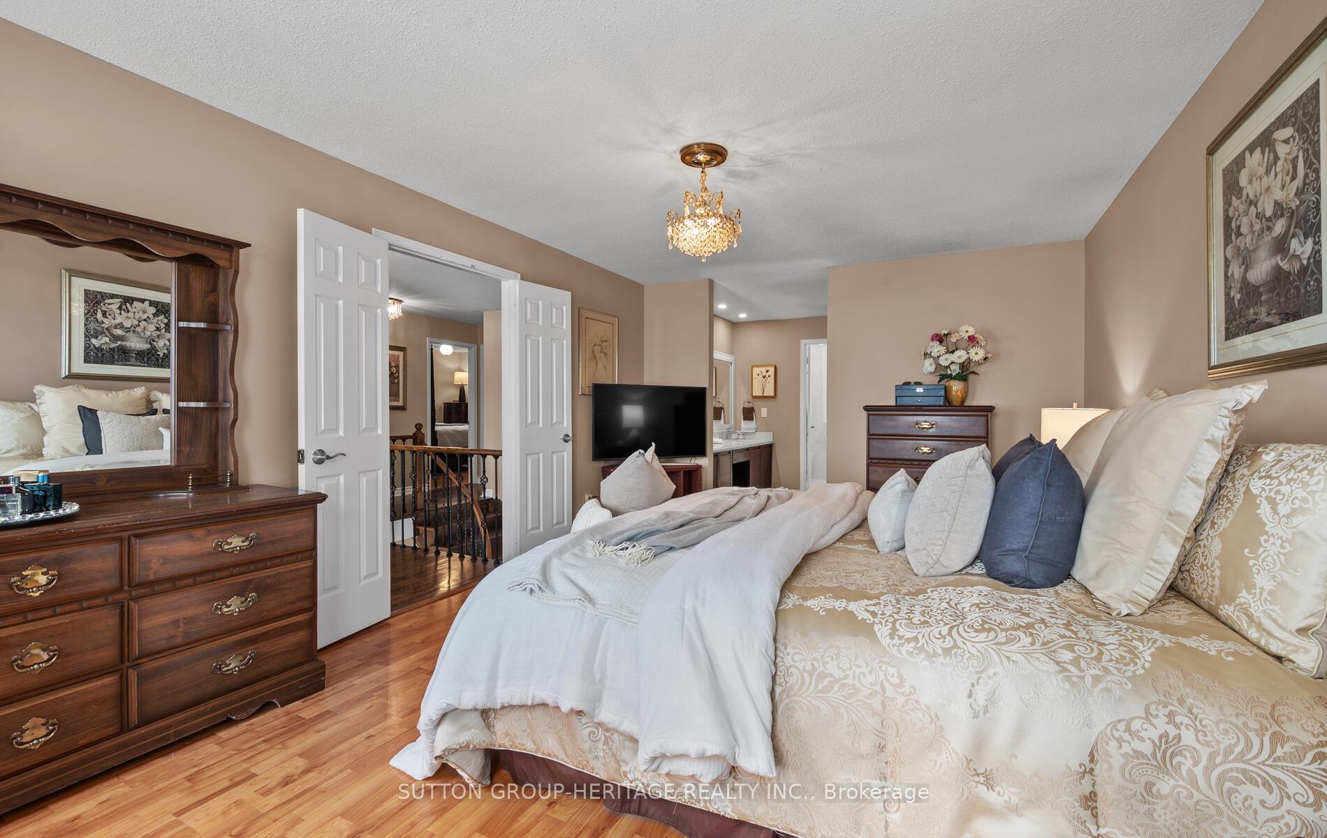 Photo 18 of 604 Weyburn Square, Pickering, Amberlea — HOMEH