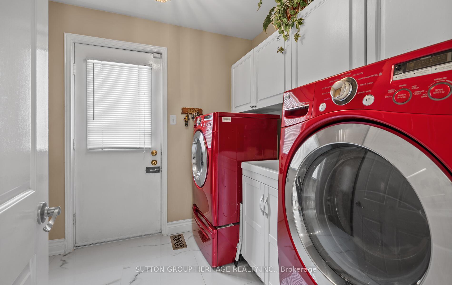 Photo 32 of 604 Weyburn Square, Pickering, Amberlea — HOMEH