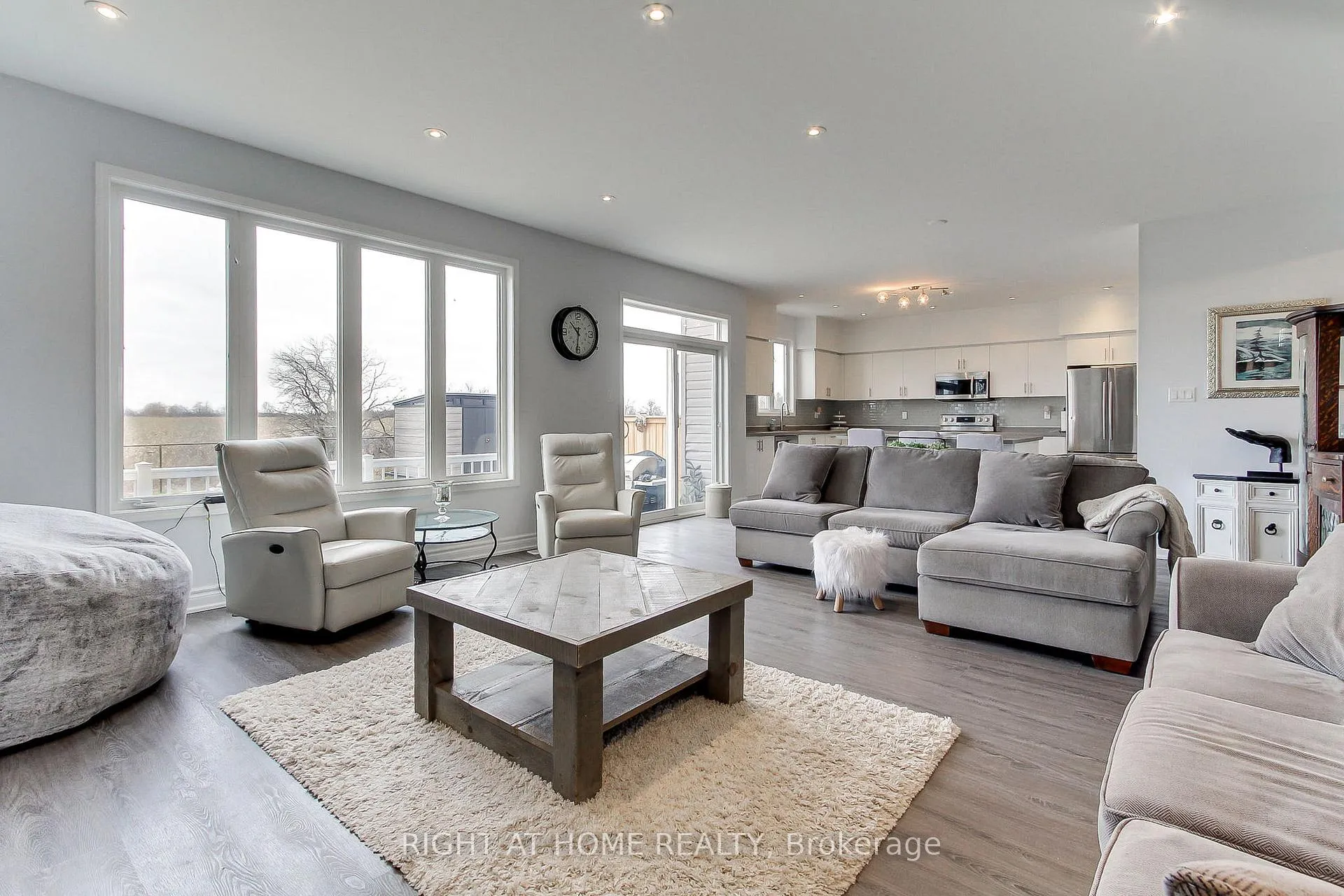 Photo 21 of 14 Don Hadden Crescent, Brock, Sunderland — HOMEH