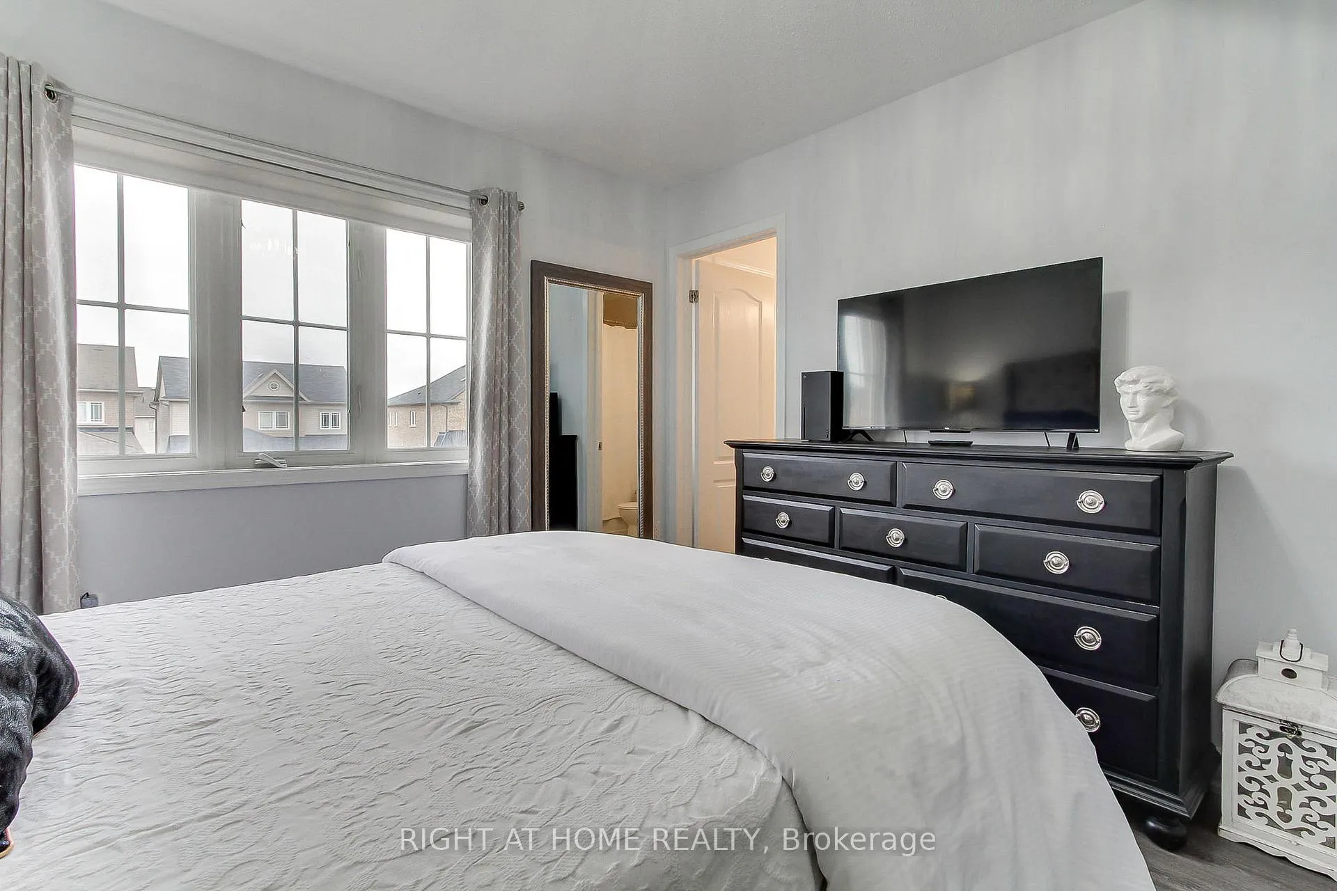 Photo 39 of 14 Don Hadden Crescent, Brock, Sunderland — HOMEH