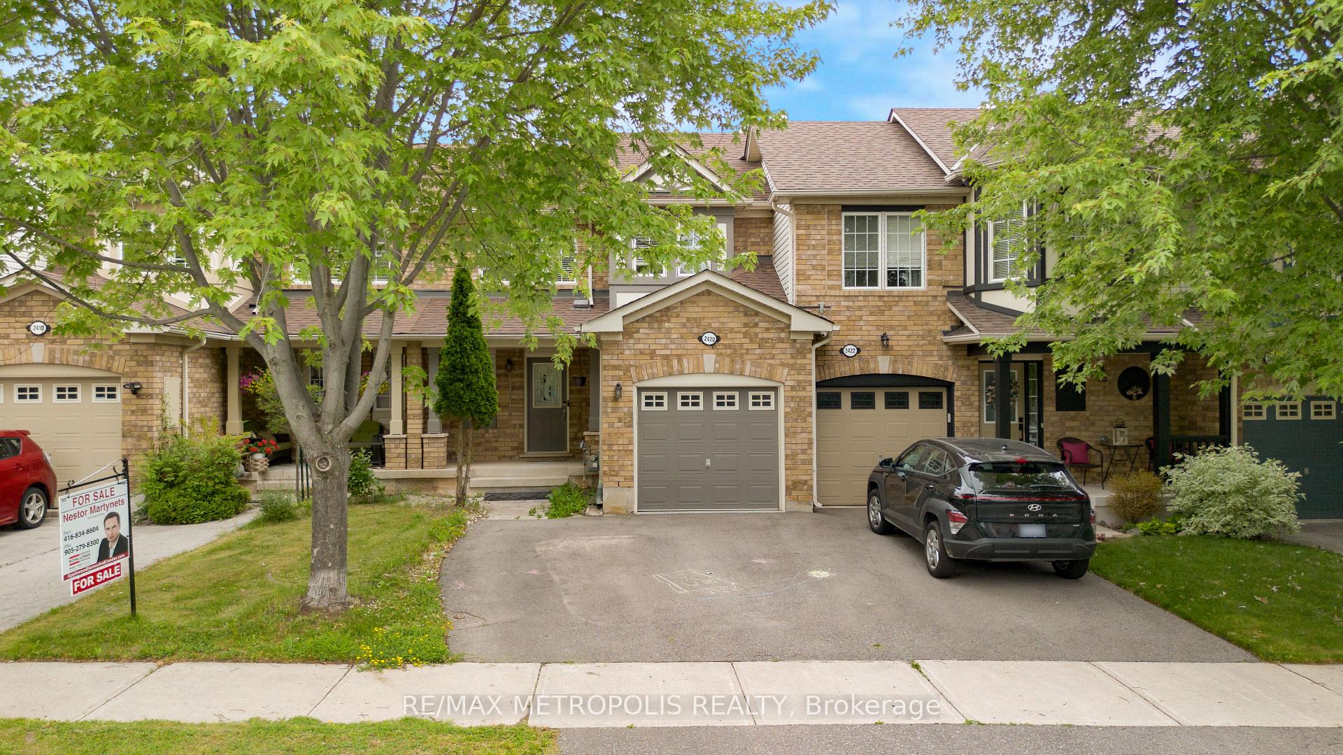 Front of 2420 Baintree Crescent