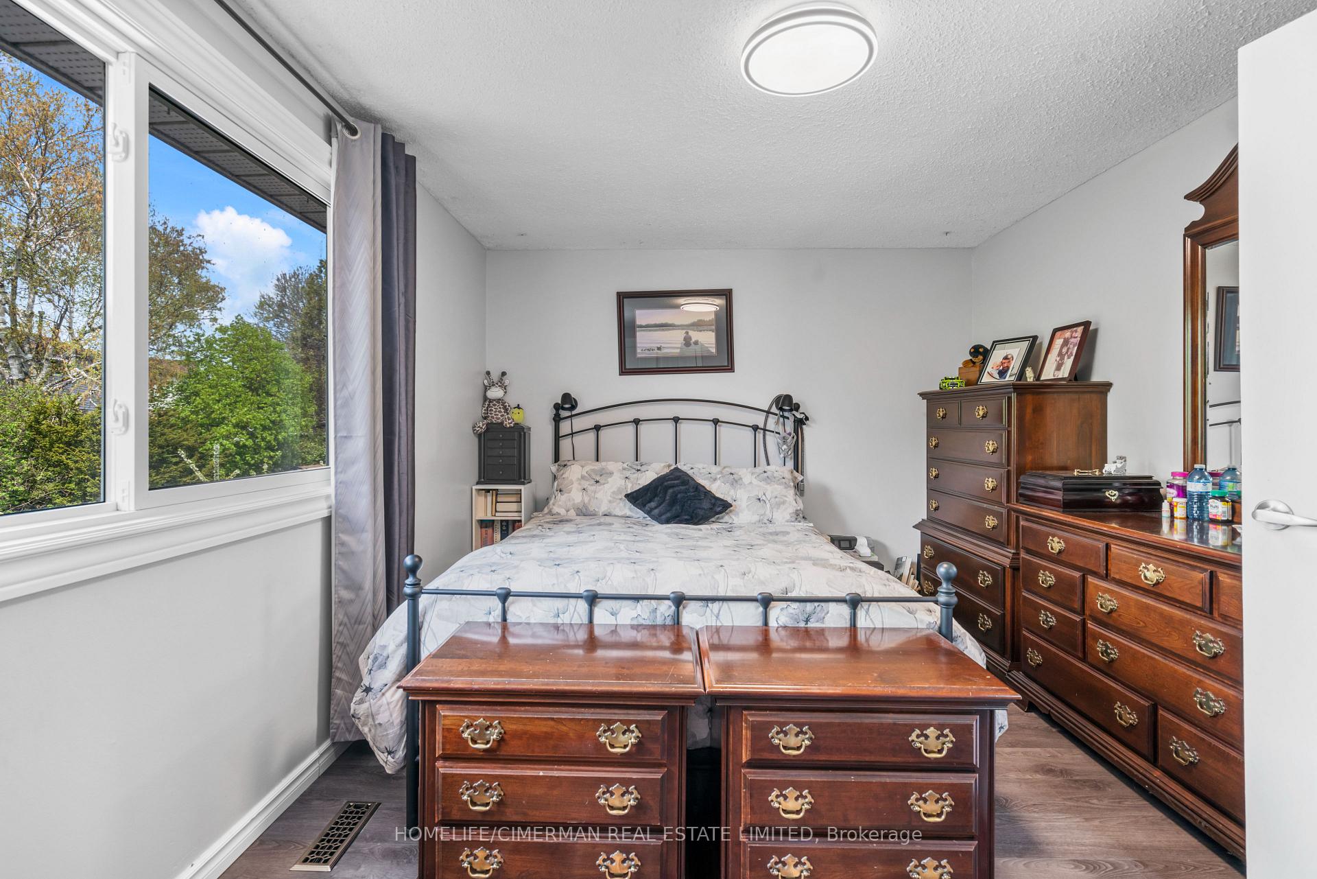 Photo 12 of 1496 Cedar Street, Oshawa, Lakeview — HOMEH
