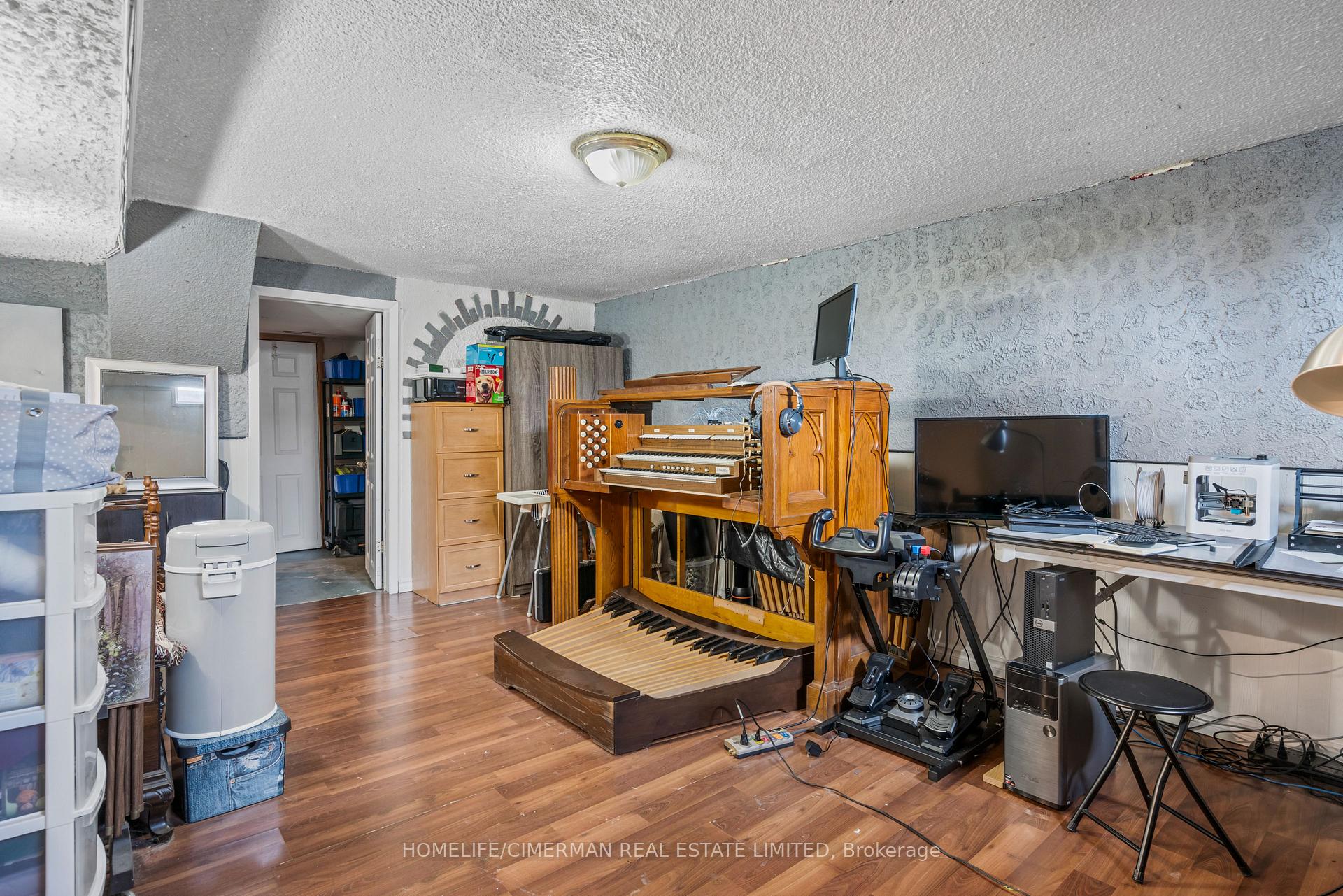 Photo 17 of 1496 Cedar Street, Oshawa, Lakeview — HOMEH