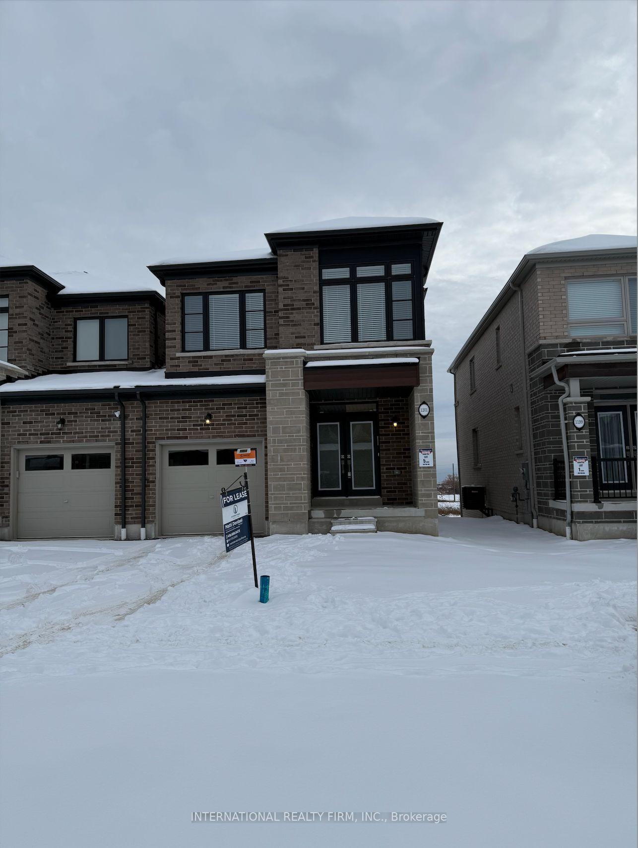 Photo 2 of 1201 Rexton Drive, Oshawa, Kedron — HOMEH