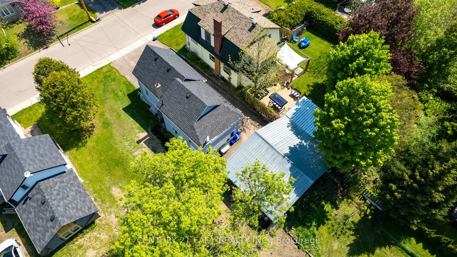 Photo 20 of 52 Queen Street S, Renfrew — HOMEH