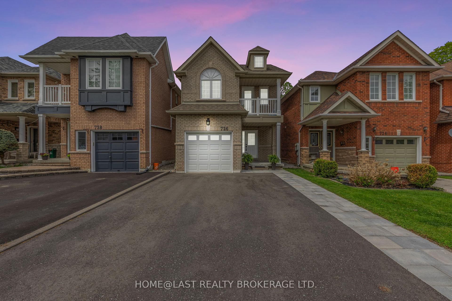 Photo 1 of 726 Swan Place, Pickering, Amberlea — HOMEH